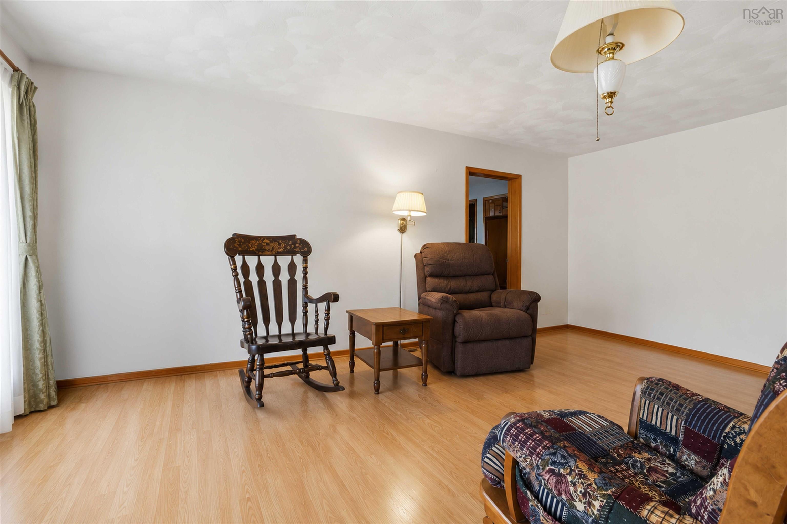 $335,000.00: 293 Holland Road, Fletchers Lake