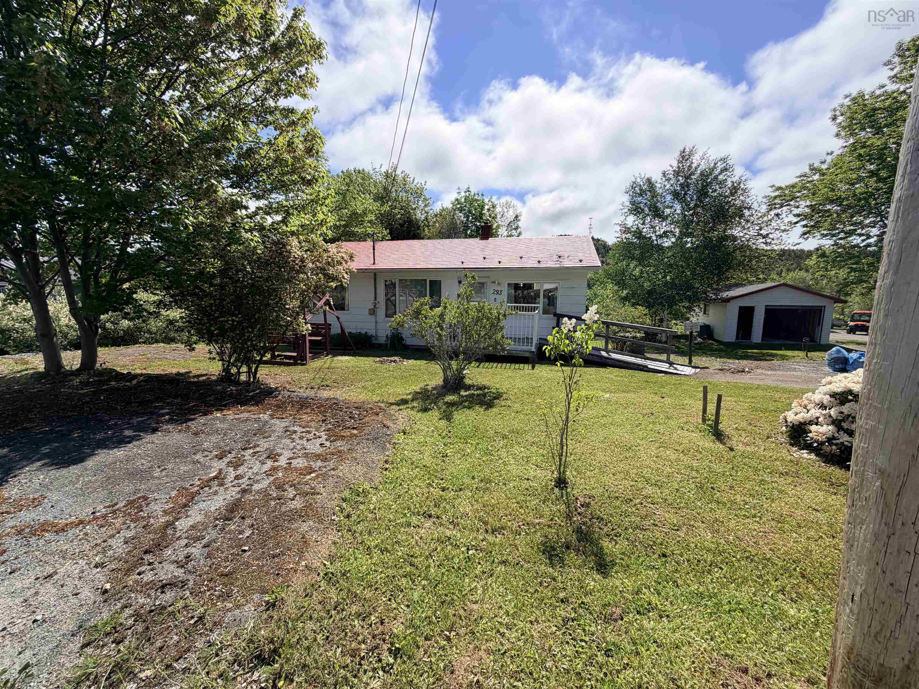 $335,000.00: 293 Holland Road, Fletchers Lake