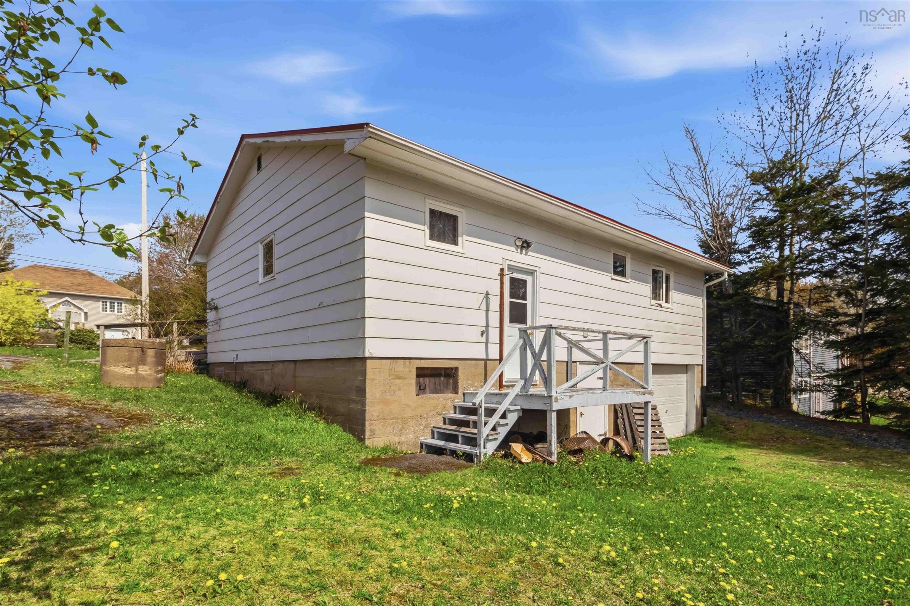 $335,000.00: 293 Holland Road, Fletchers Lake