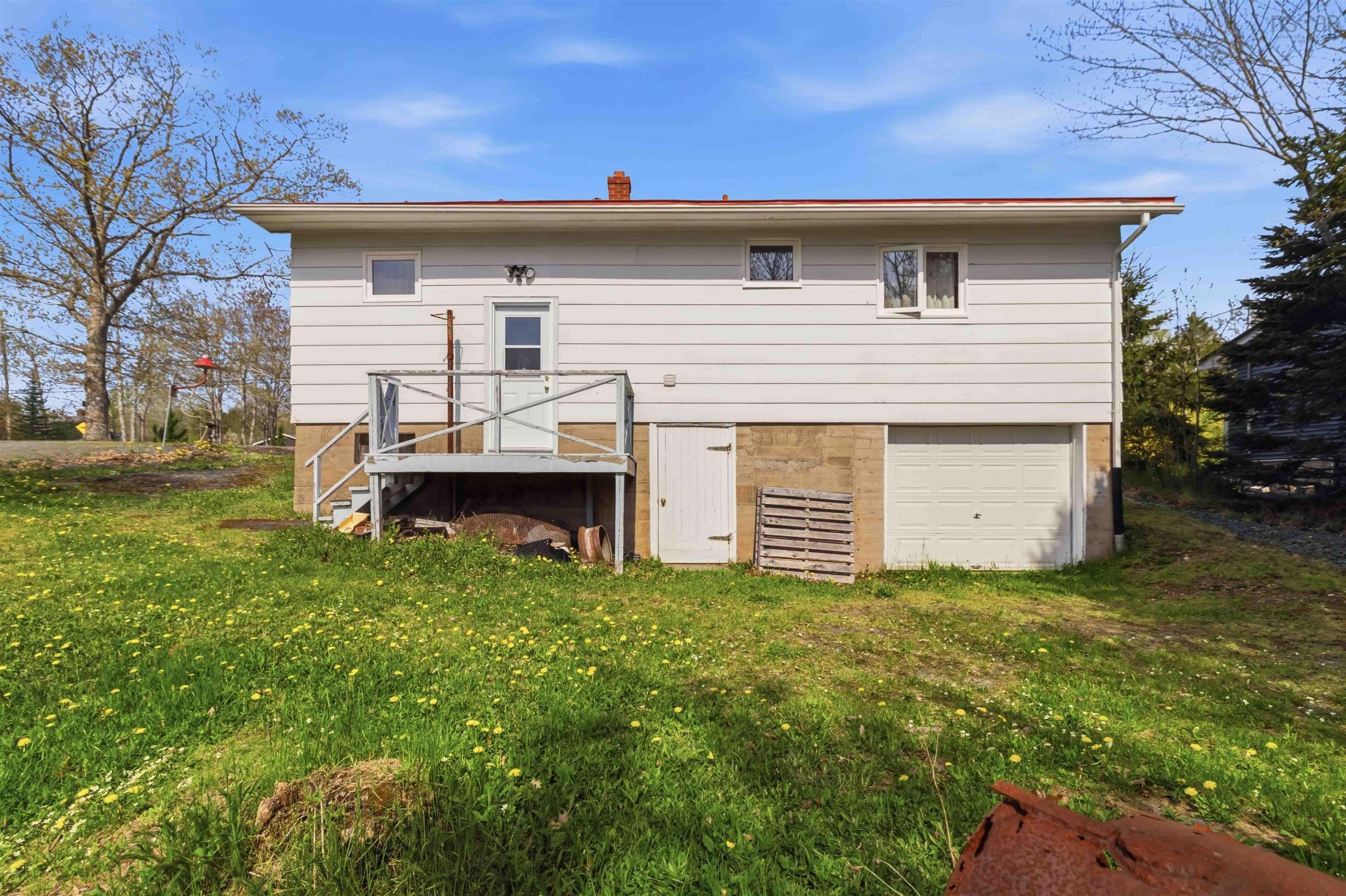 $335,000.00: 293 Holland Road, Fletchers Lake