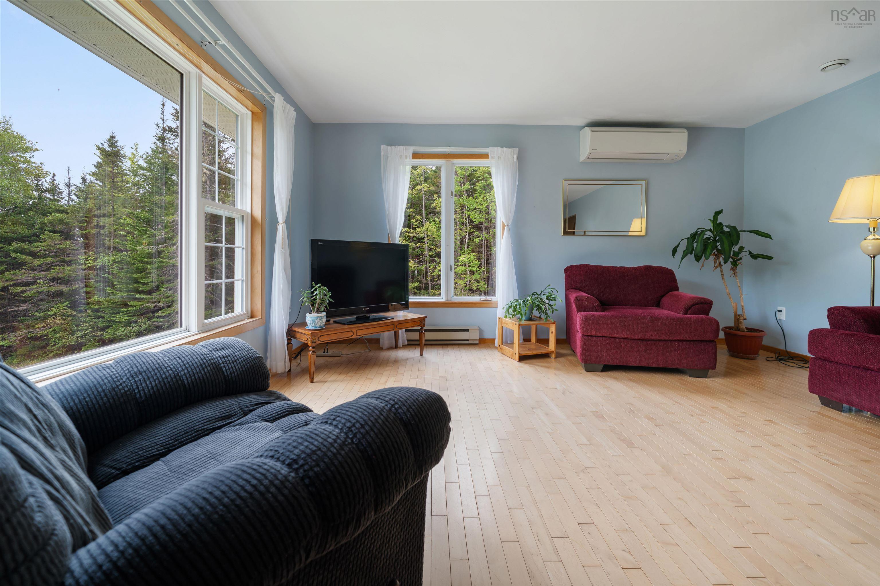 $349,900.00: 45 Hospital Road, Sherbrooke