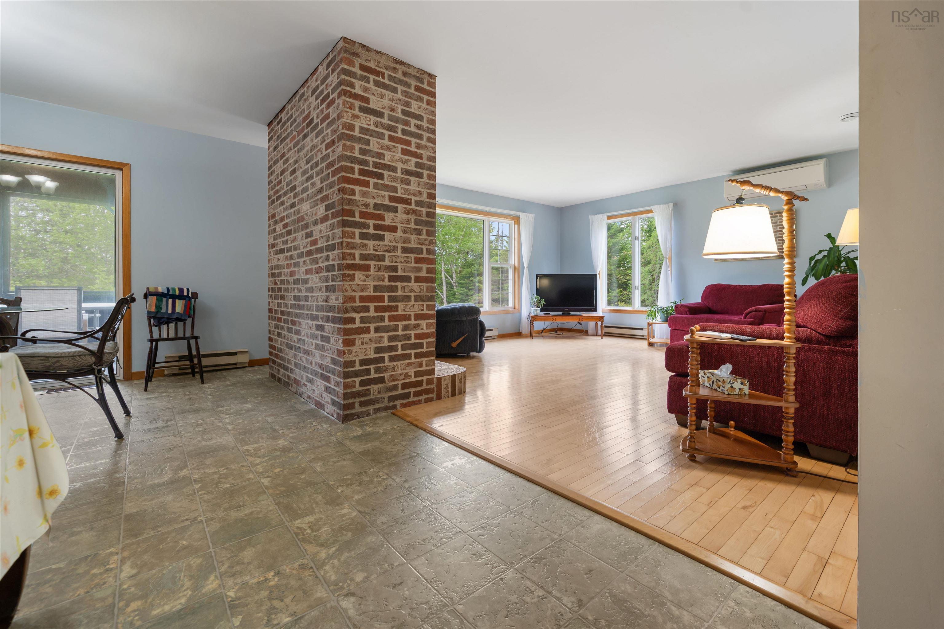 $349,900.00: 45 Hospital Road, Sherbrooke