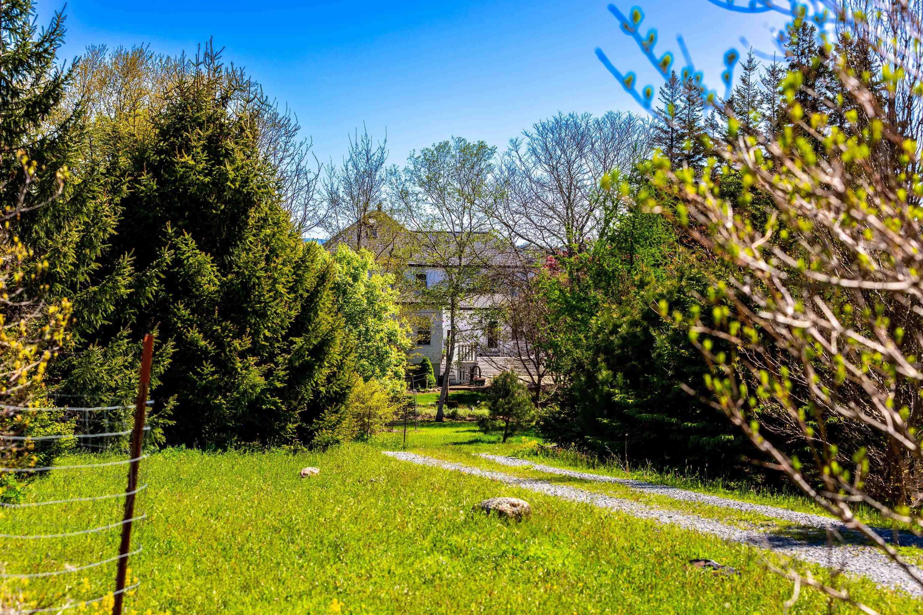 $1,390,000.00: 150 Knickle Road Extension, Lunenburg