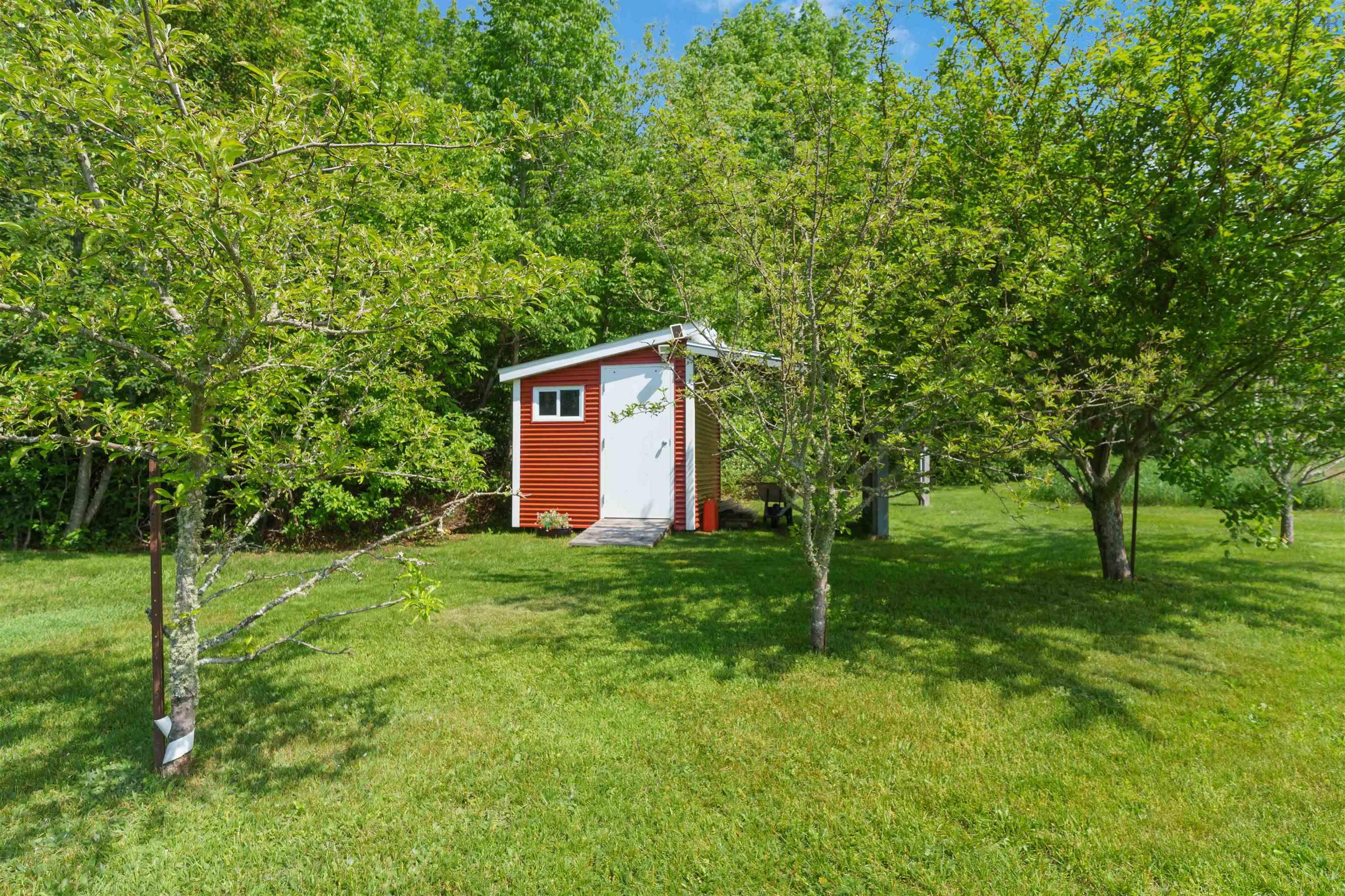 $549,000.00: 598 English Mountain Road, Canaan