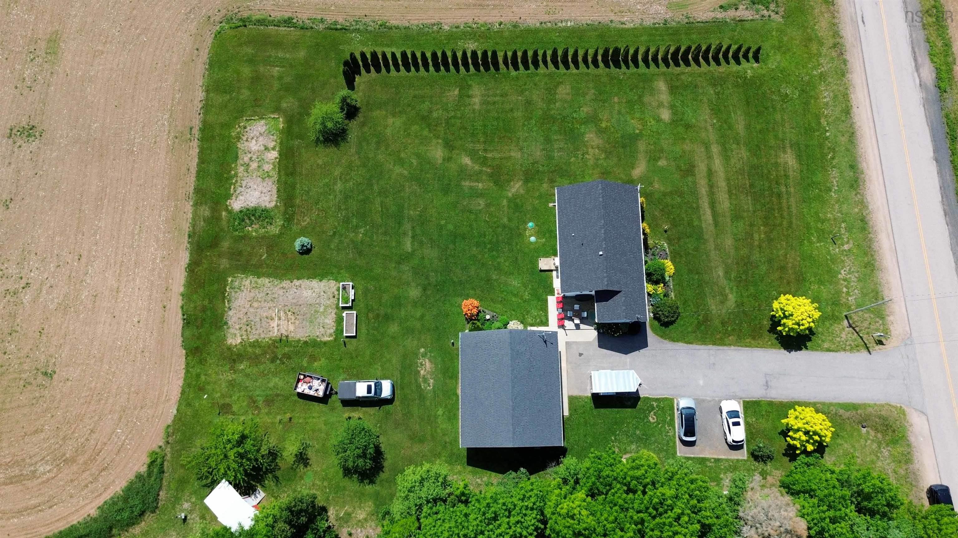 $549,000.00: 598 English Mountain Road, Canaan