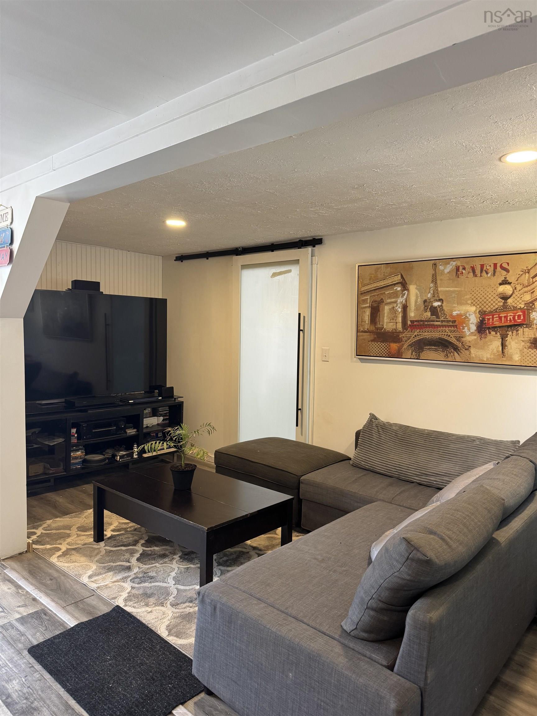 $265,000.00: 45 Beeler Road, Elmwood