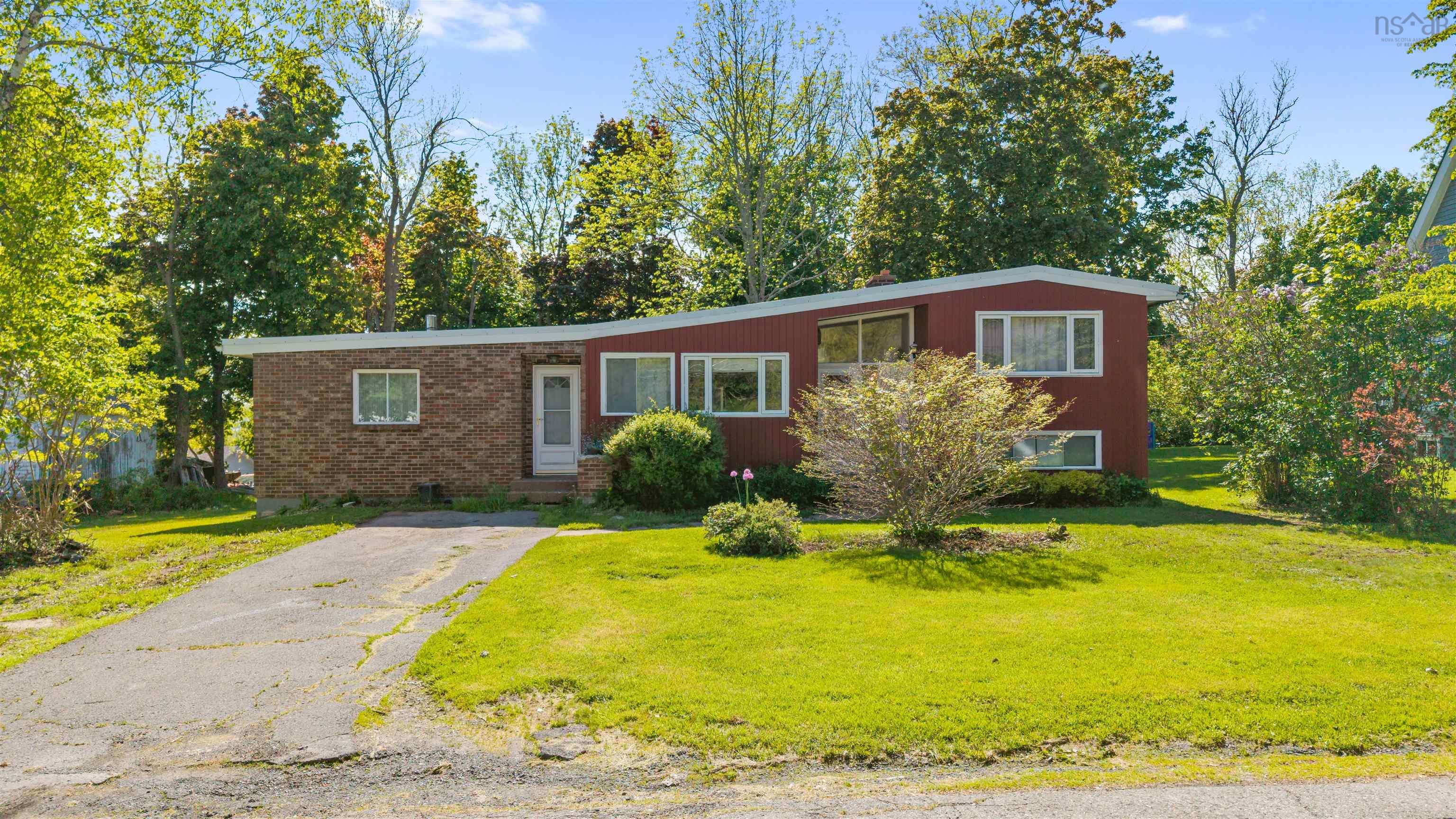 $286,000.00: 45 Patterson Street, Pictou