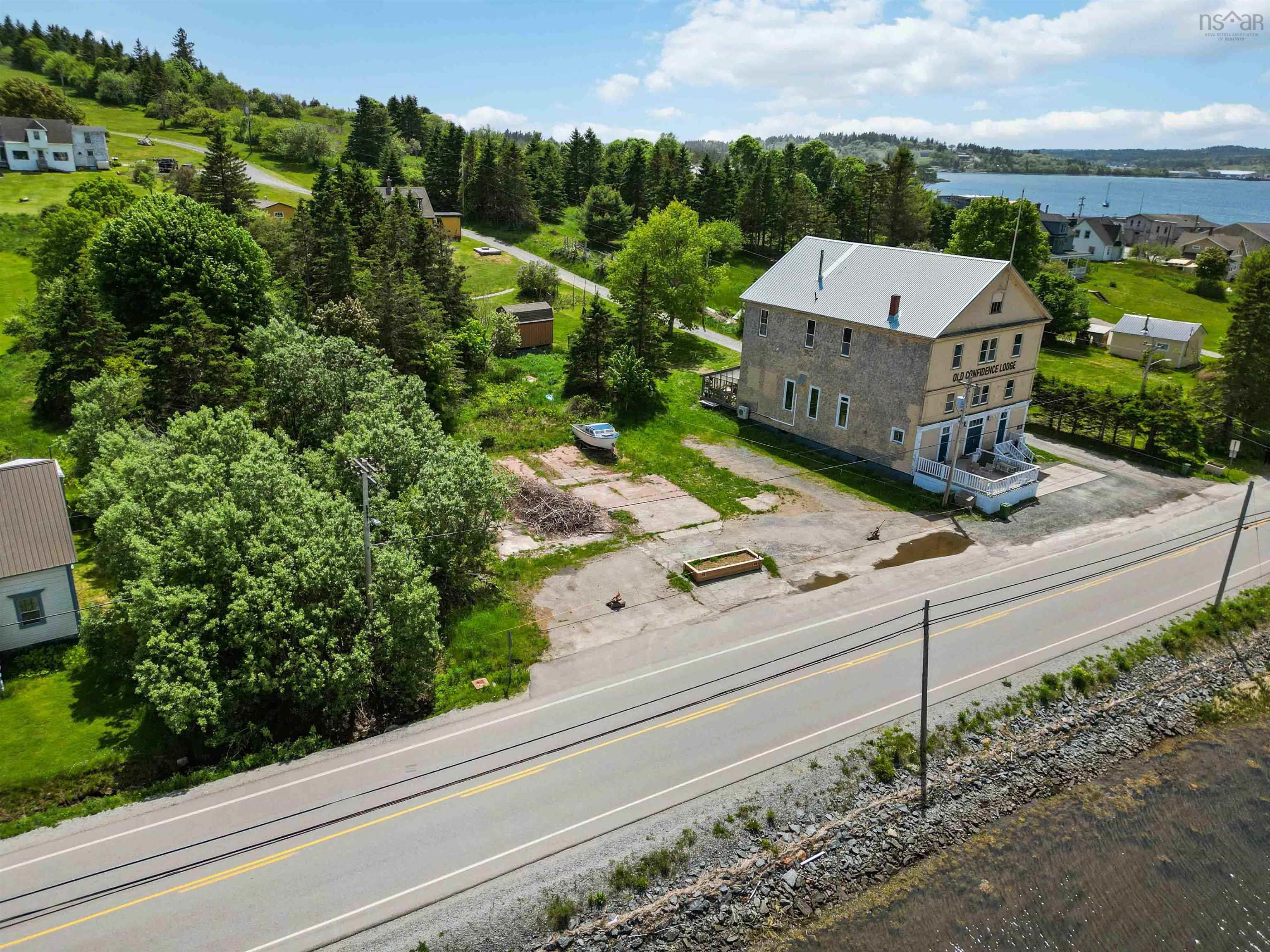 $70,000.00: 3827 Highway 332, Riverport