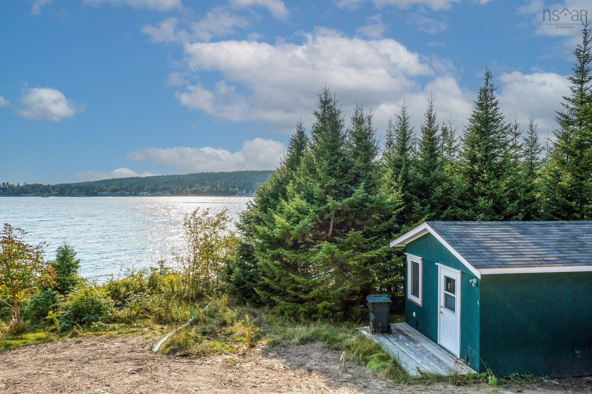 7410 St Margarets Bay Road, Boutiliers Point, NS (MLS 202614456)