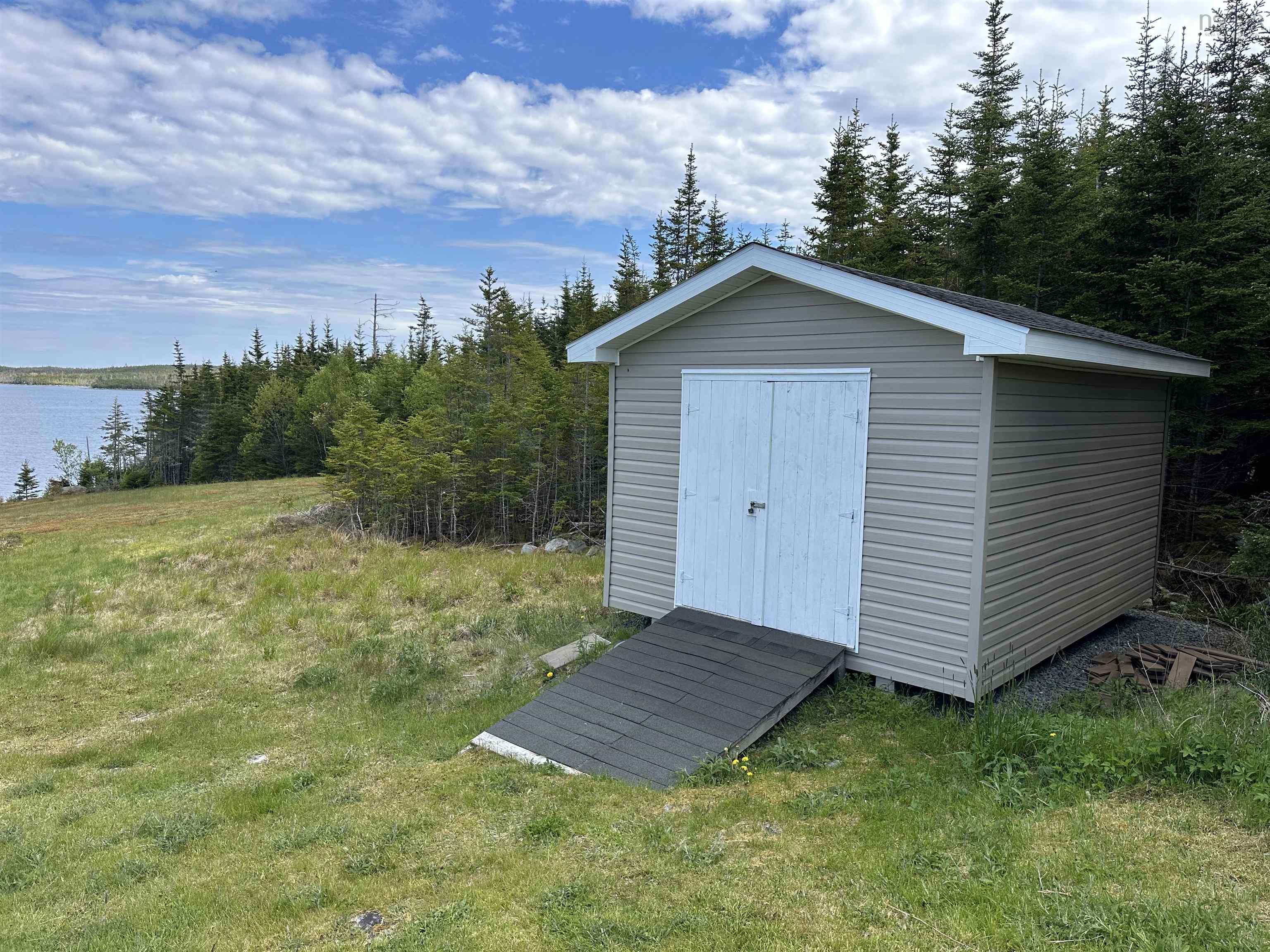 $349,000.00: 5034 Highway 7, Liscomb