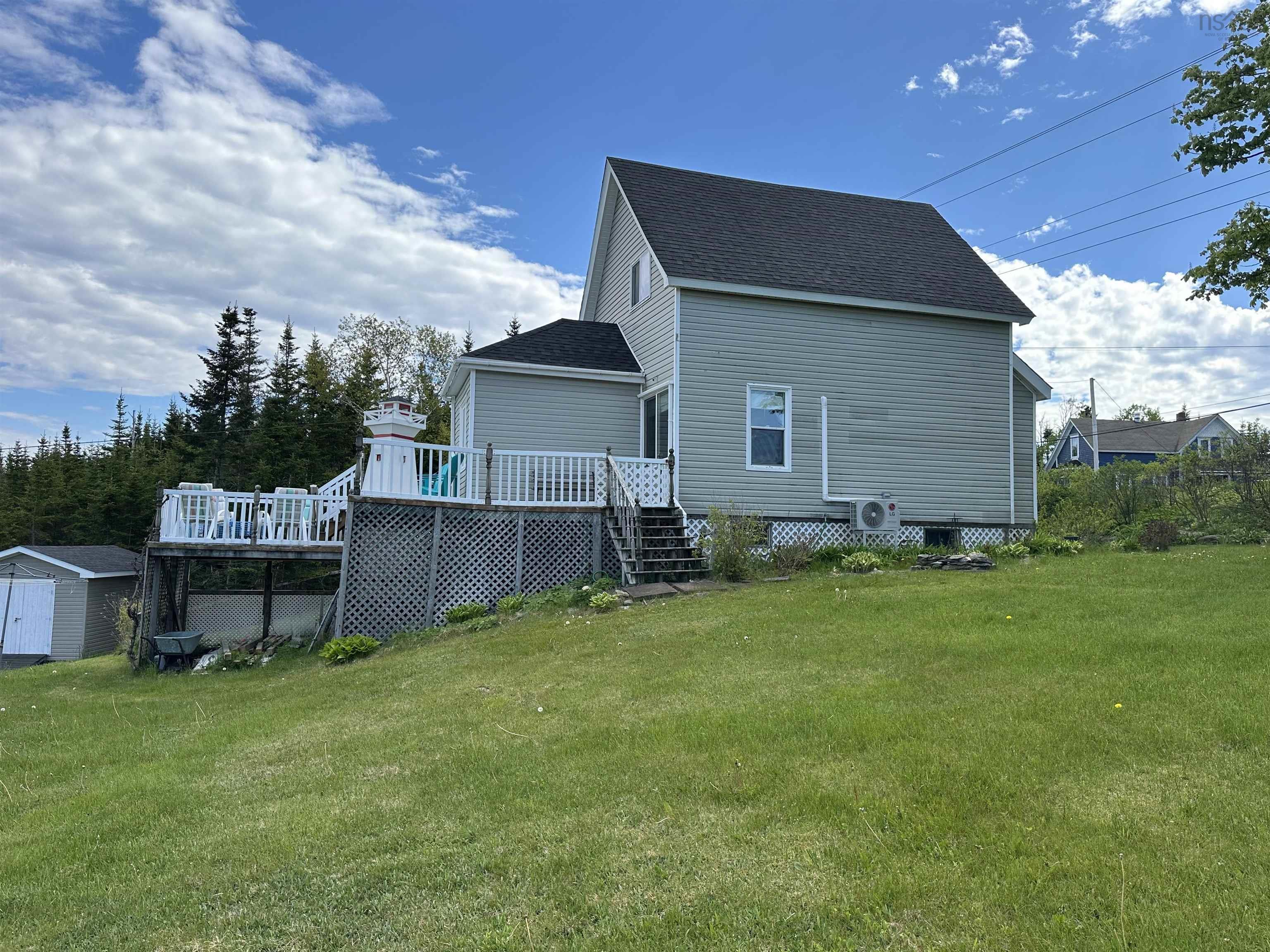 $349,000.00: 5034 Highway 7, Liscomb
