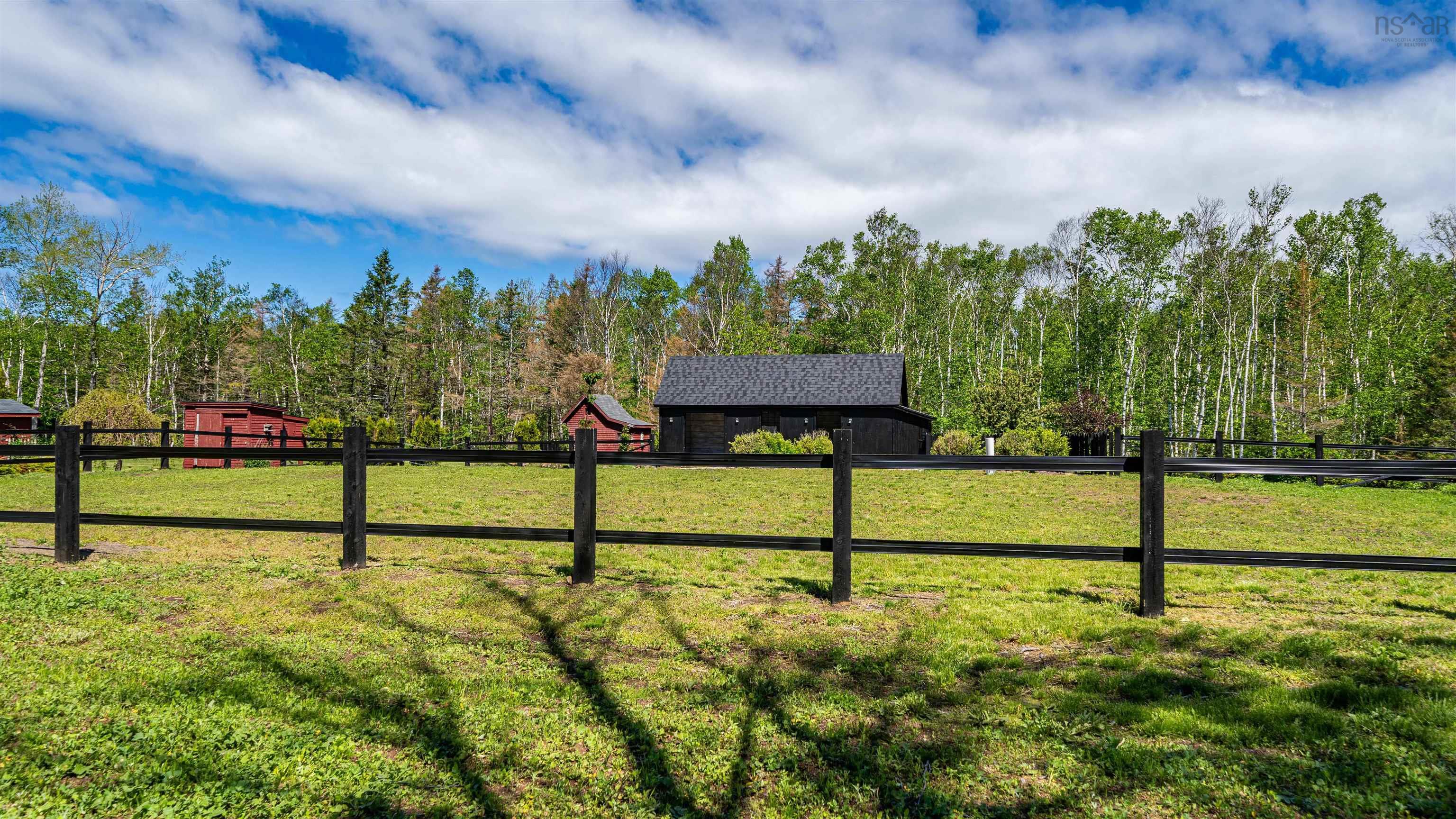 $719,900.00: 95 FOREST GLADE Road, Forest Glade