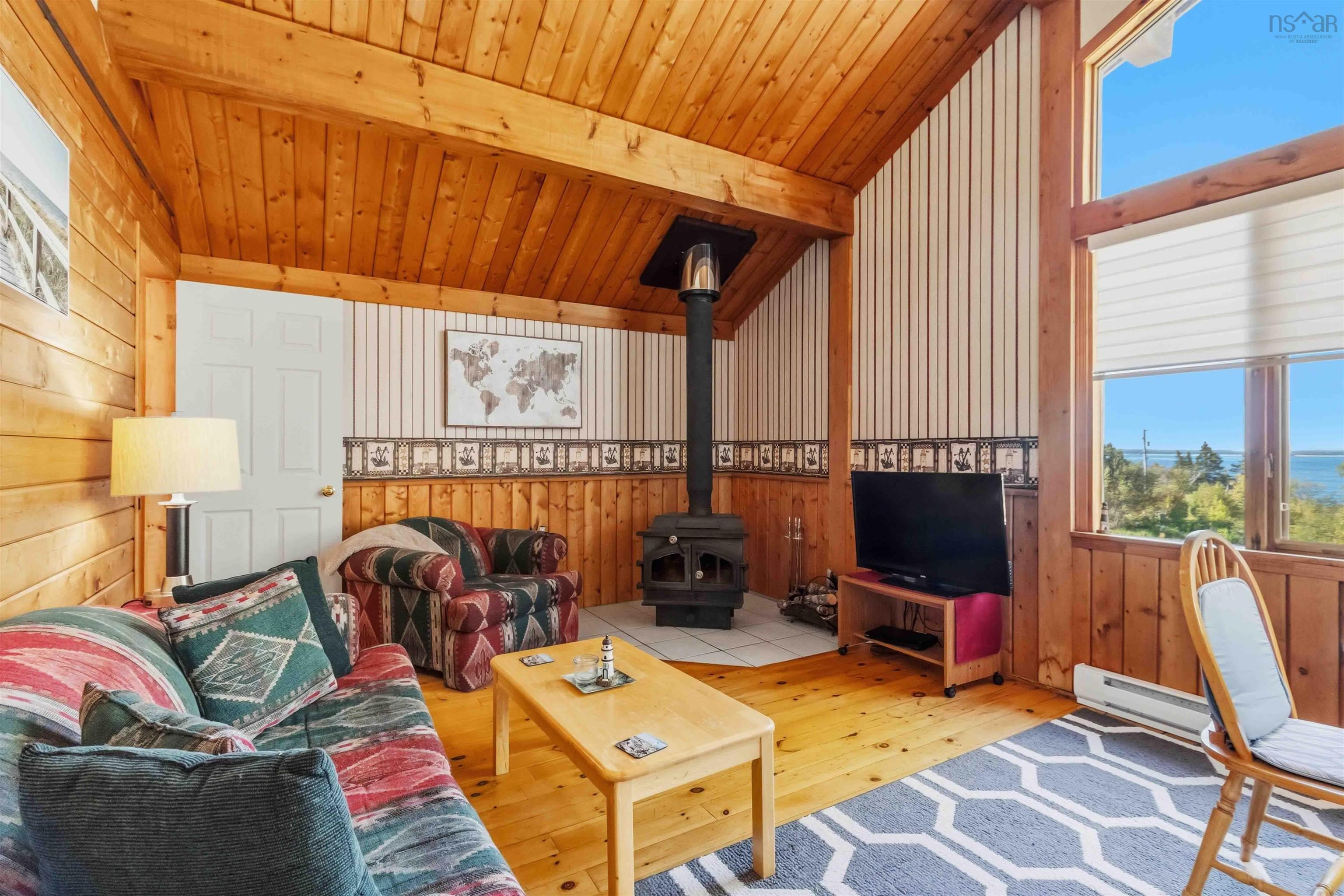 $329,900.00: B5 11 Beach View Lane, Summerville Centre