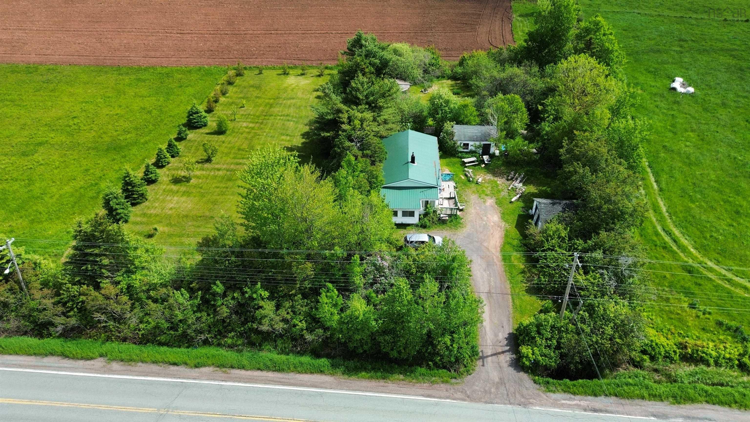 $149,900.00: 11371 6 Highway, South Pugwash