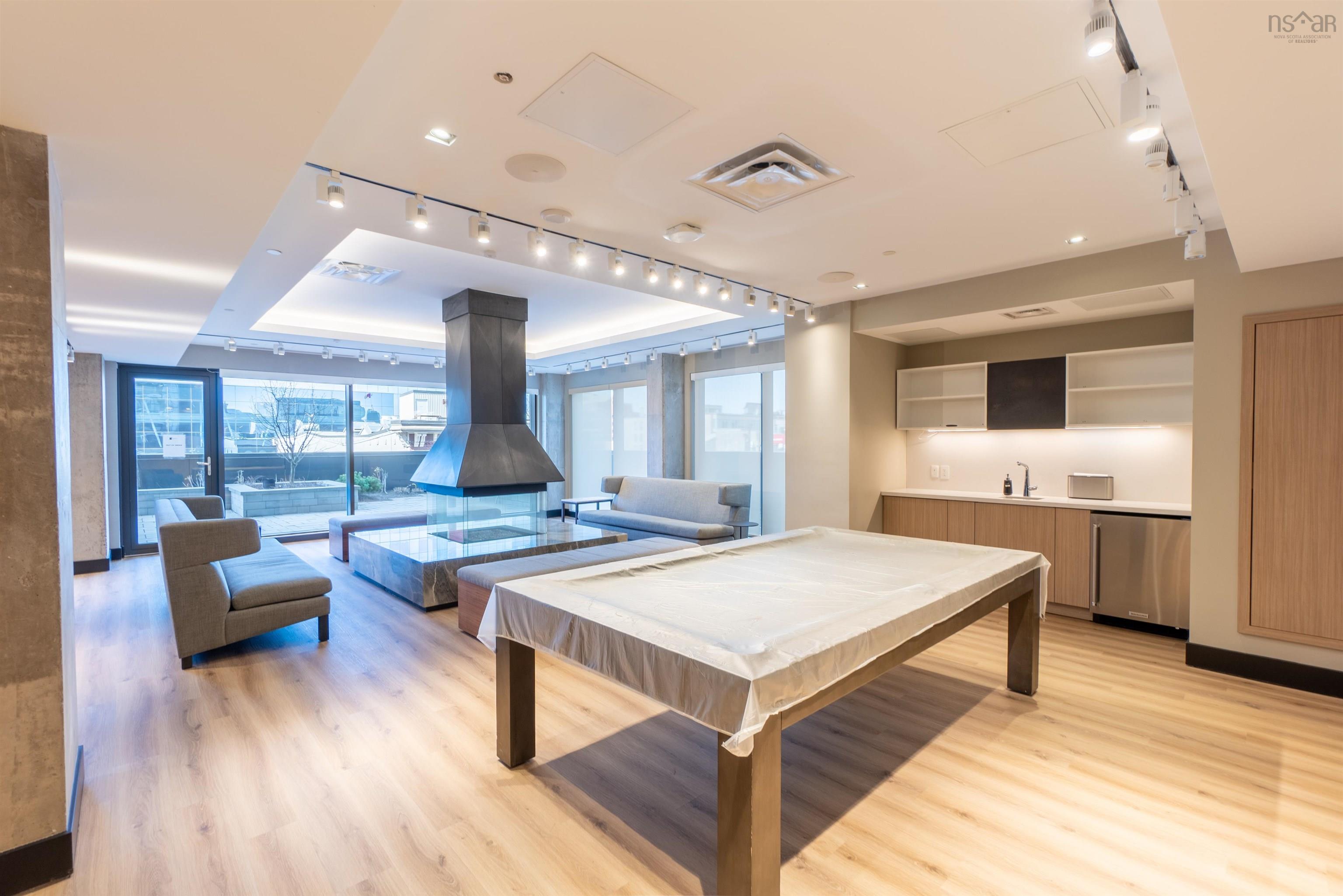 $579,900.00: 1001 1650 Granville Street, Halifax