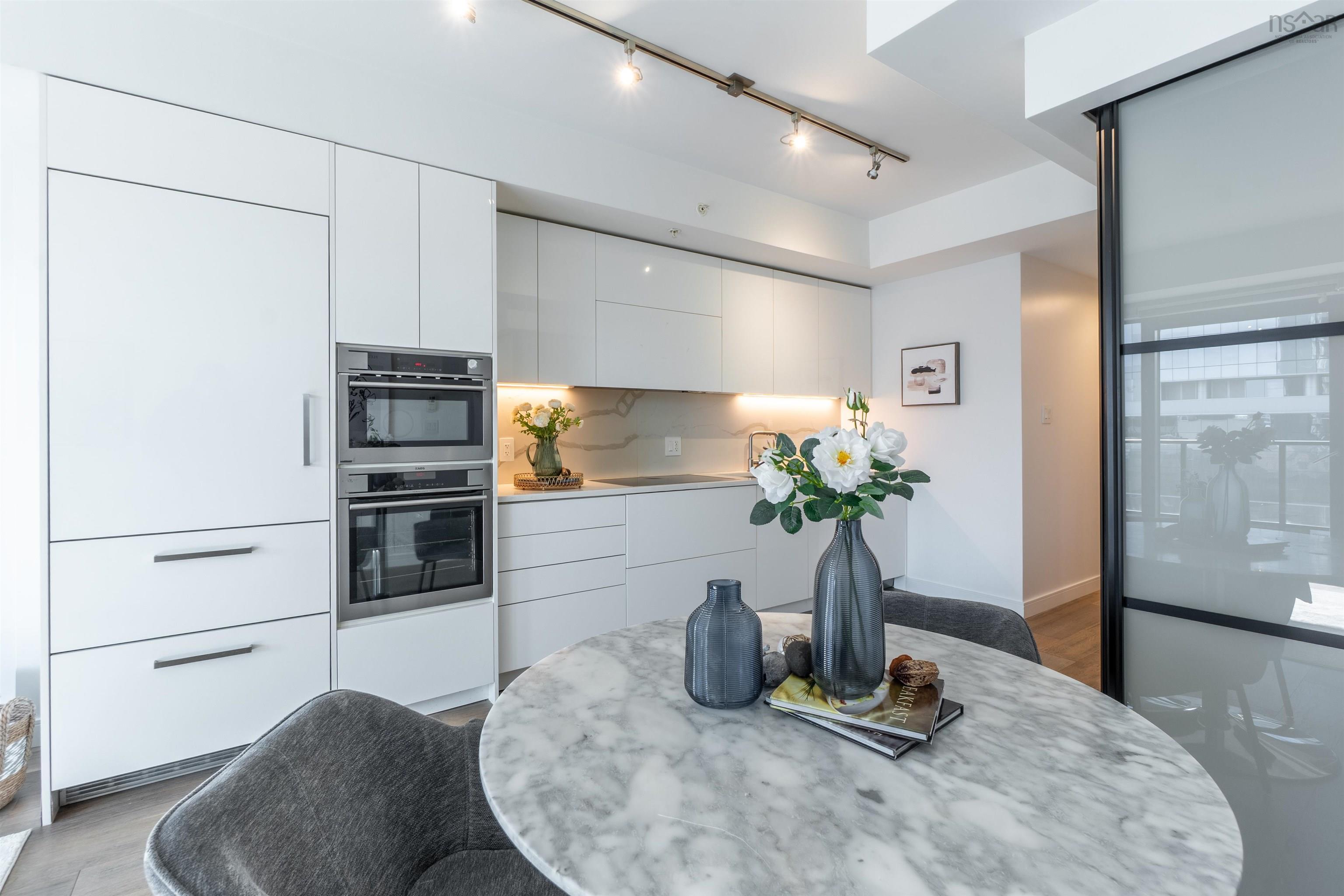 $579,900.00: 1001 1650 Granville Street, Halifax
