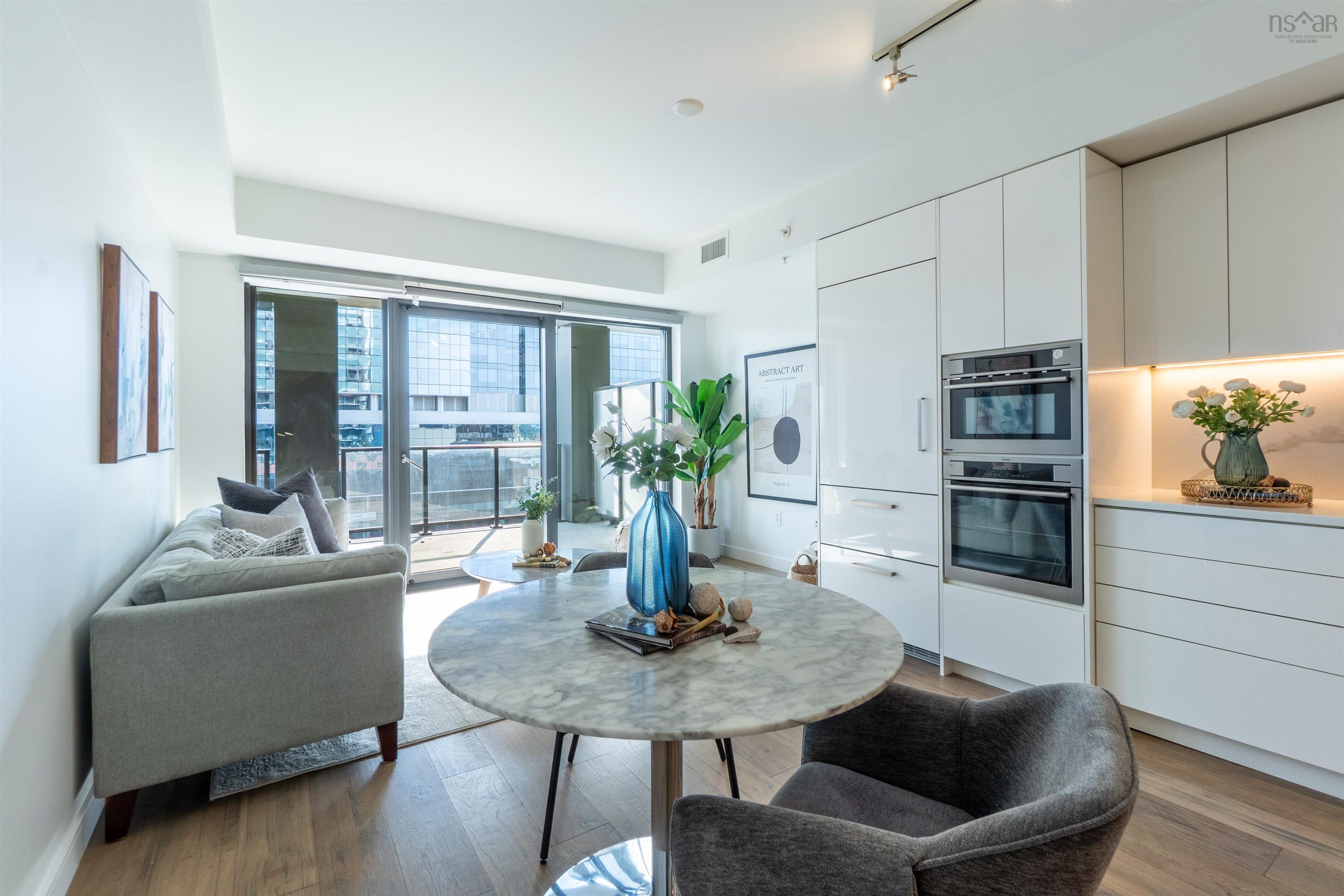$579,900.00: 1001 1650 Granville Street, Halifax