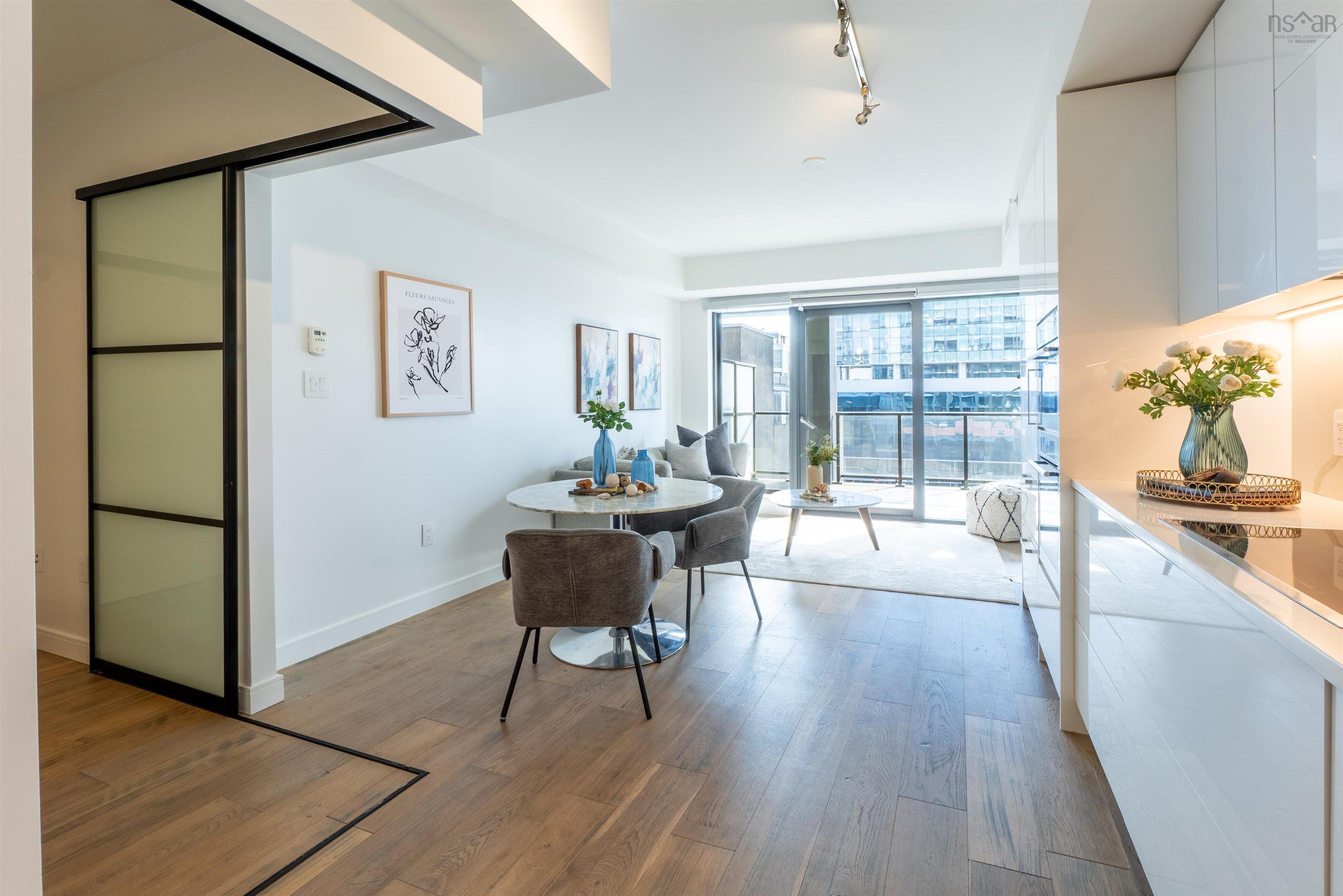 $579,900.00: 1001 1650 Granville Street, Halifax
