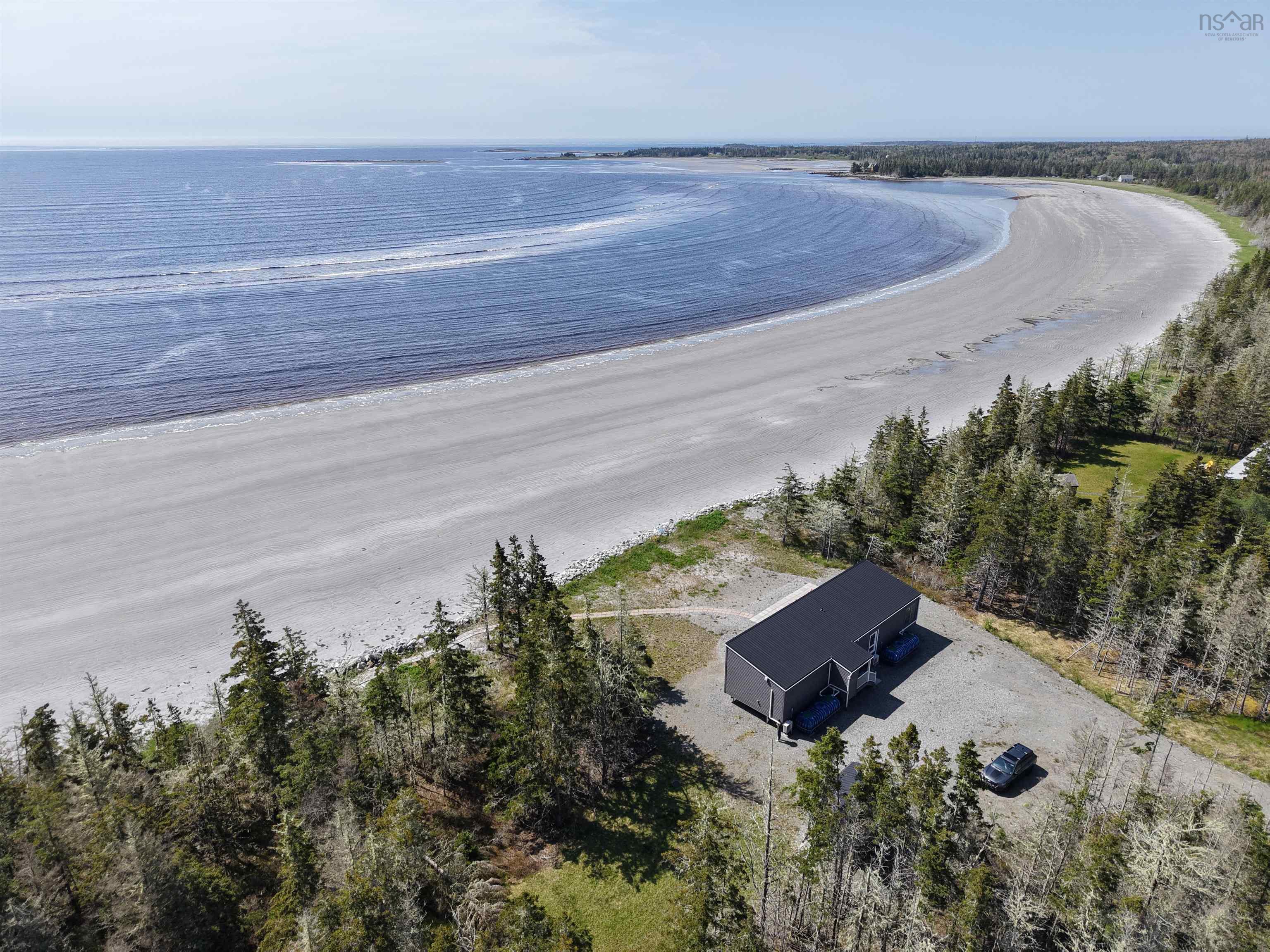 $895,000.00: 70 Seaside Drive, Louis Head