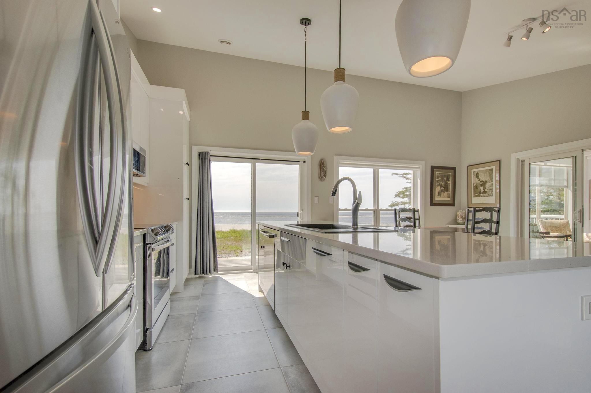$895,000.00: 70 Seaside Drive, Louis Head
