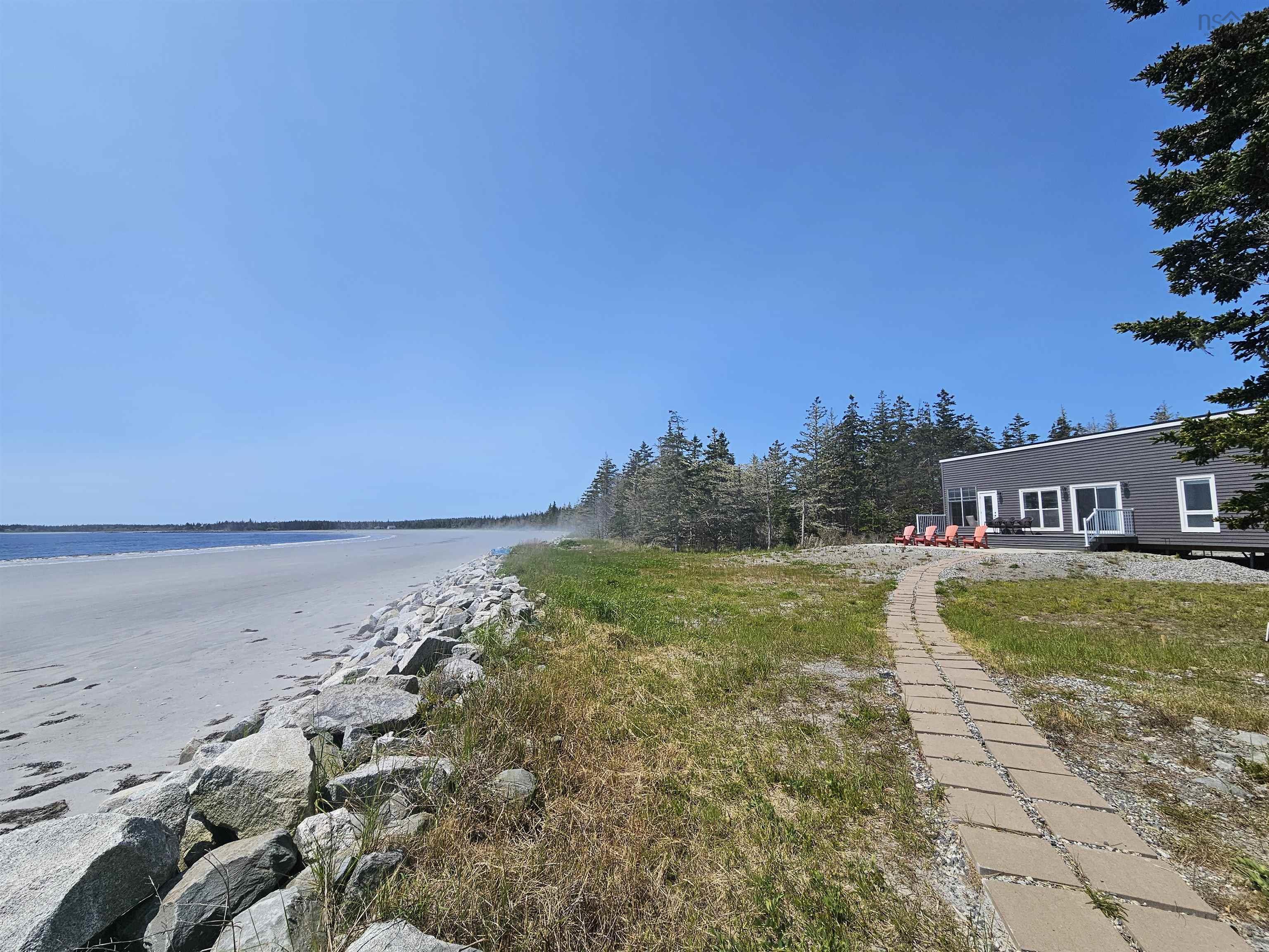 $895,000.00: 70 Seaside Drive, Louis Head