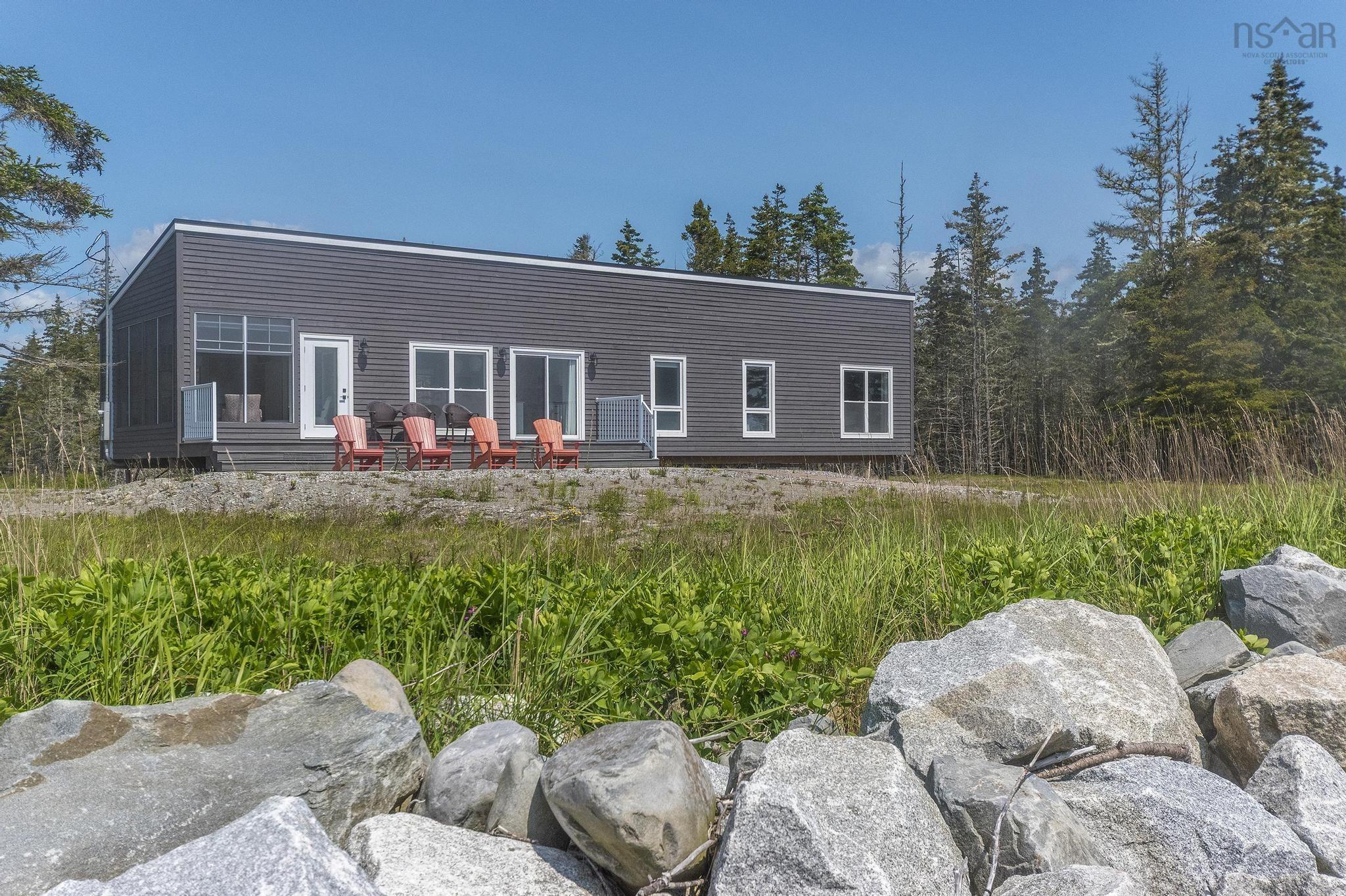 $895,000.00: 70 Seaside Drive, Louis Head
