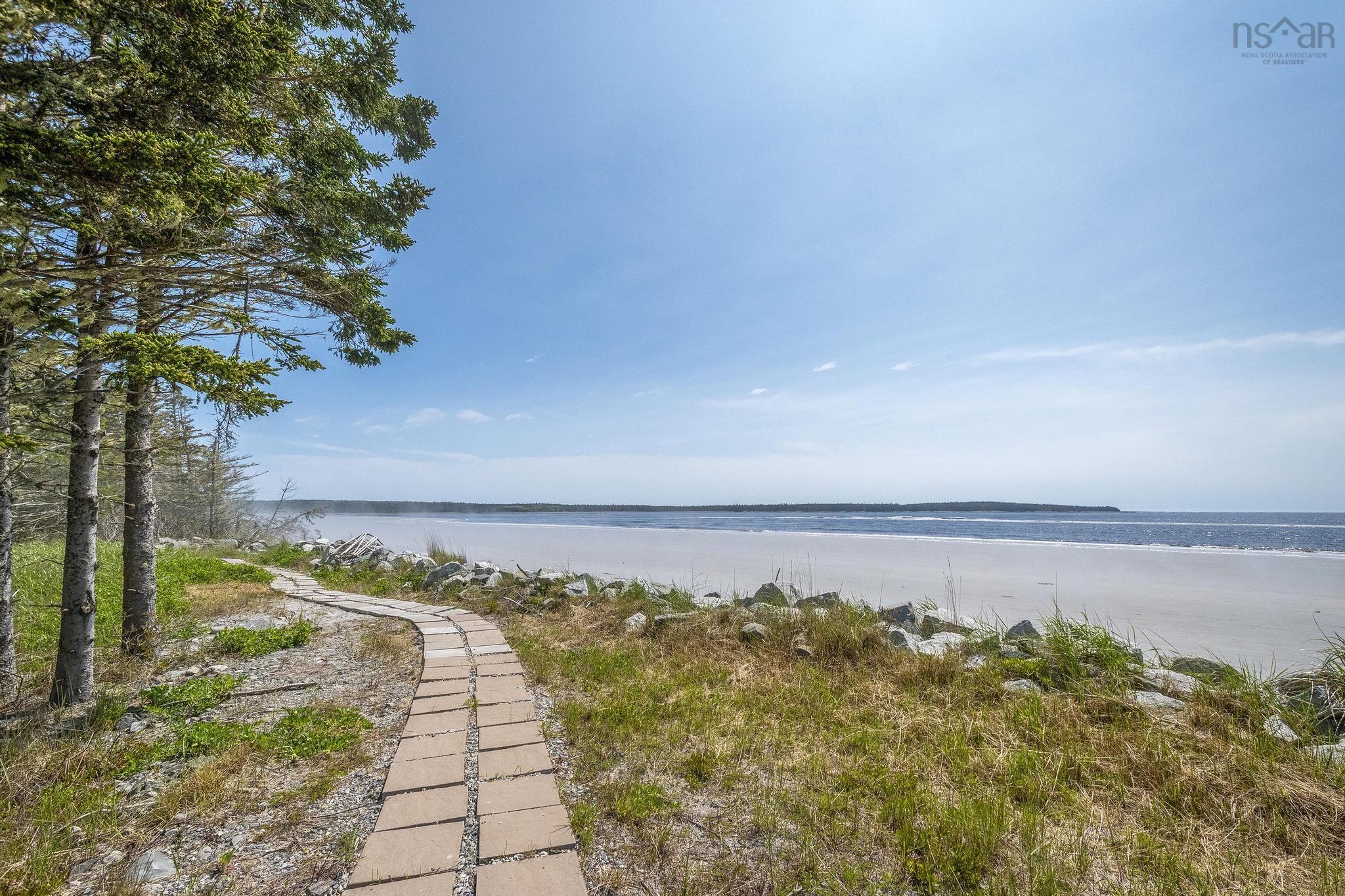 $895,000.00: 70 Seaside Drive, Louis Head