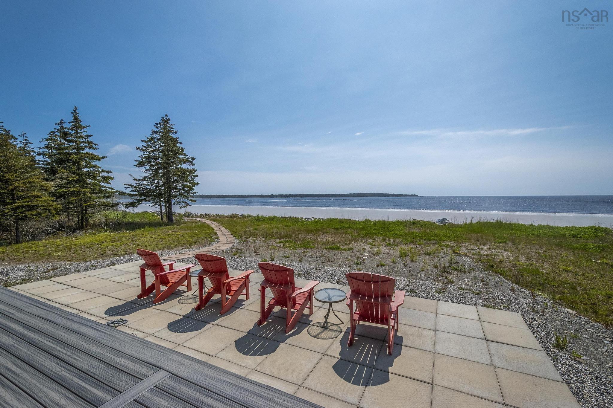 $895,000.00: 70 Seaside Drive, Louis Head