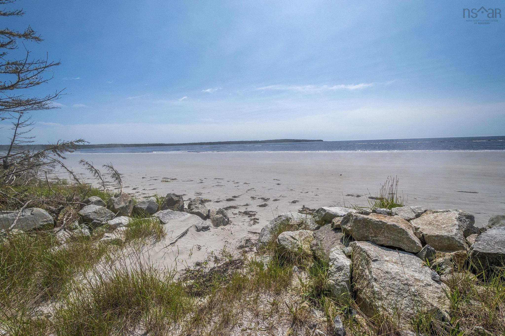 $895,000.00: 70 Seaside Drive, Louis Head