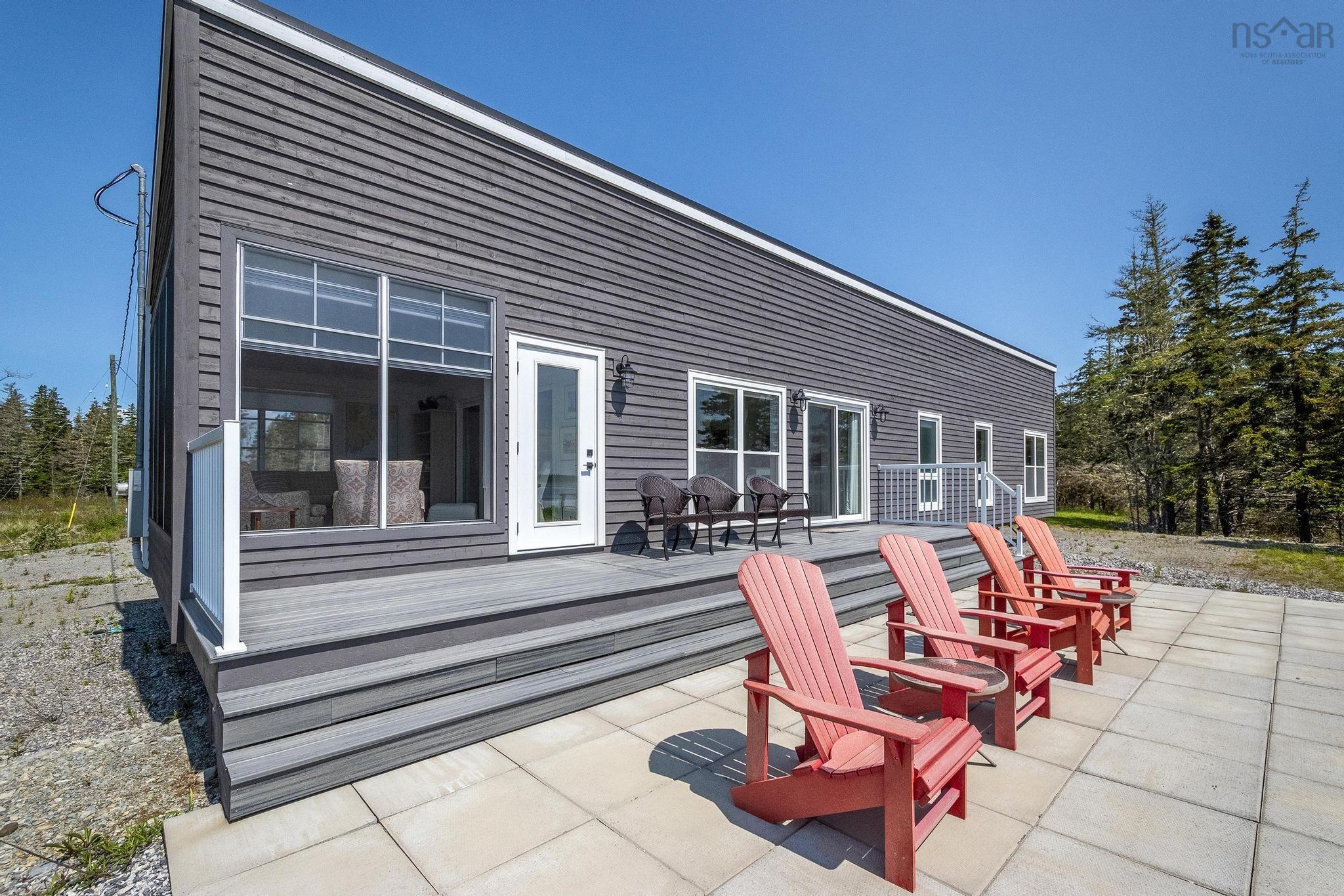 $895,000.00: 70 Seaside Drive, Louis Head