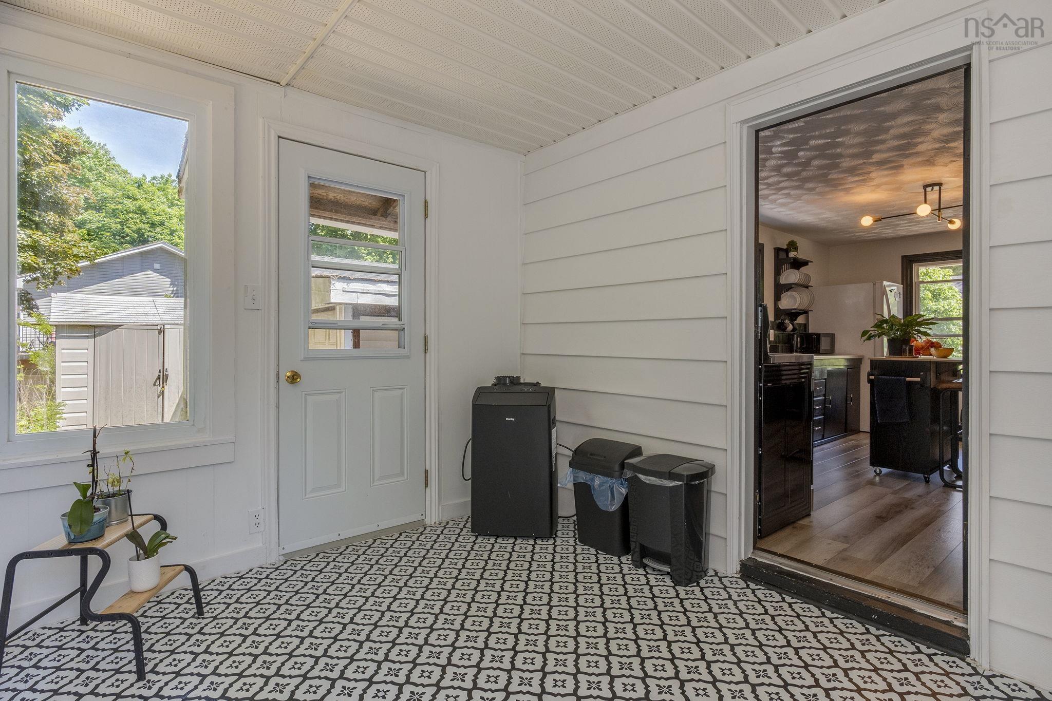 $340,000.00: 393 Park Street, Kentville