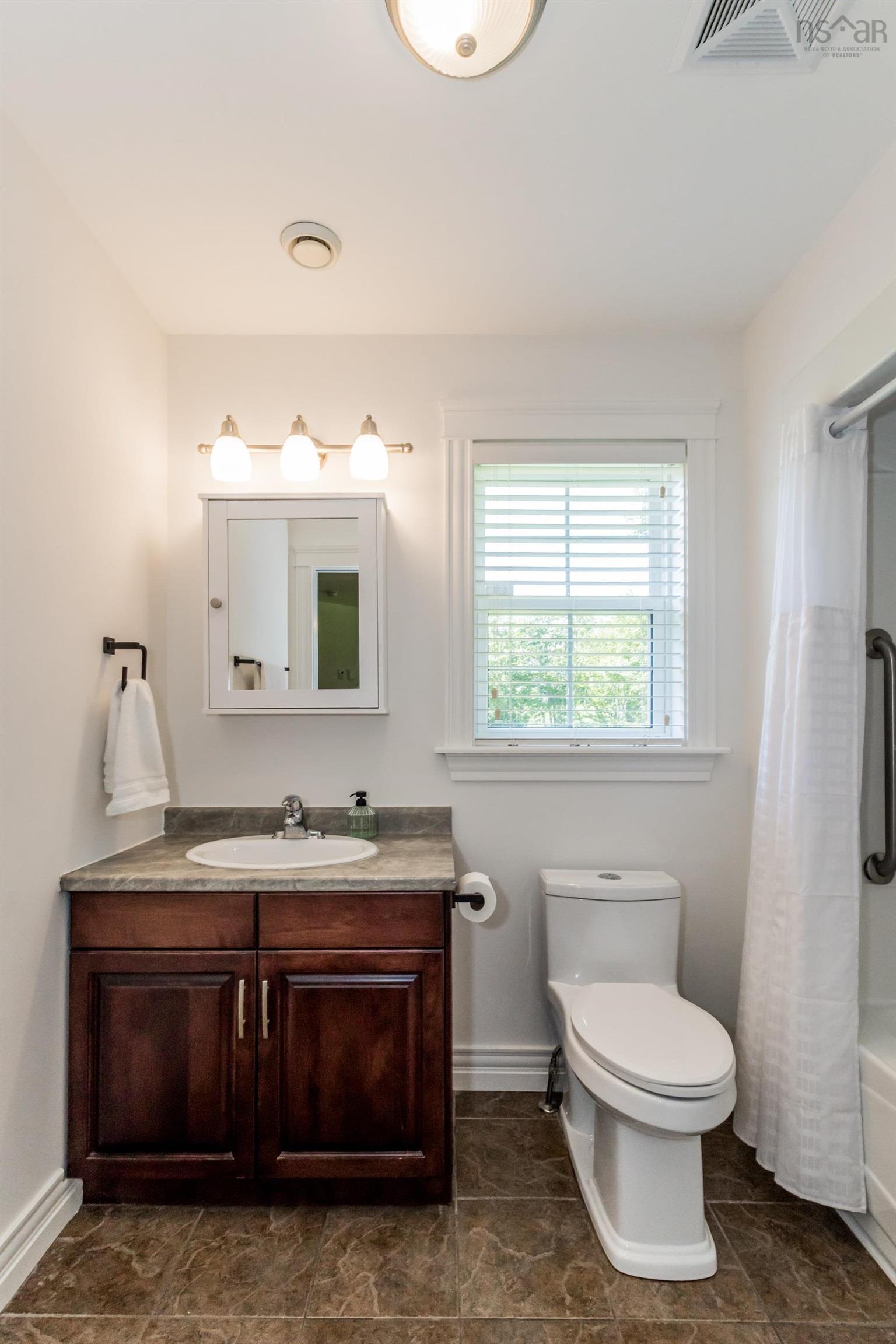 $595,000.00: 56 Dalhousie Avenue, Kentville