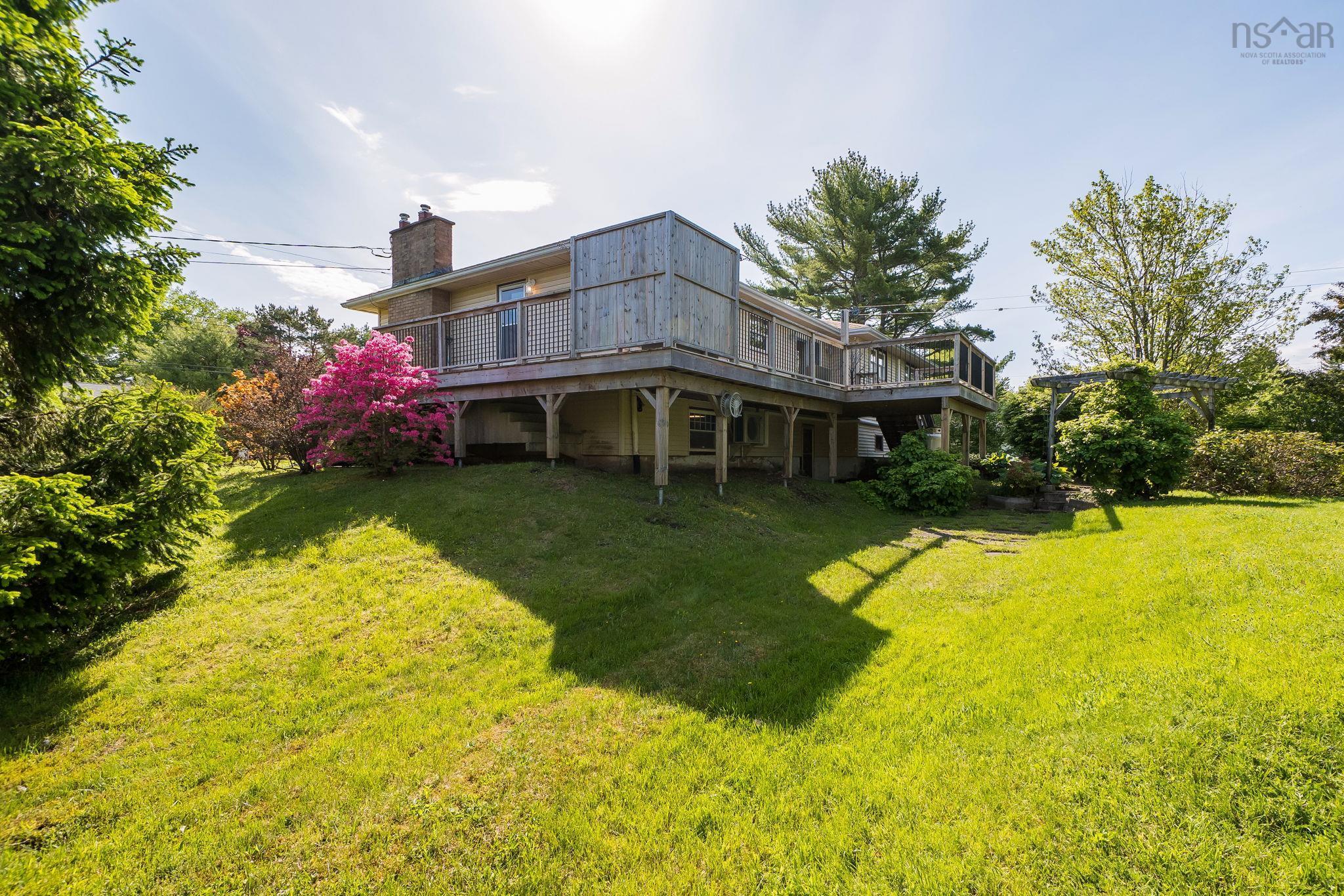 $515,000.00: 4 Allen Drive, Mount Uniacke