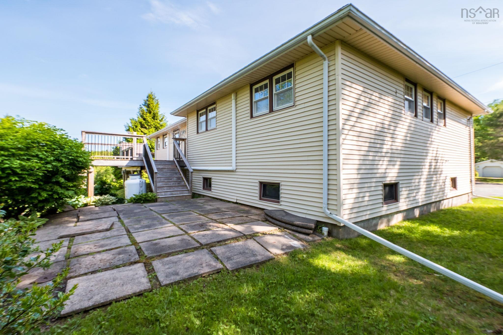 $515,000.00: 4 Allen Drive, Mount Uniacke