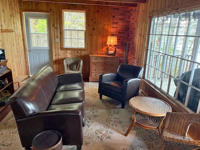 $649,000.00: 195 Beach Point Road, Martins River