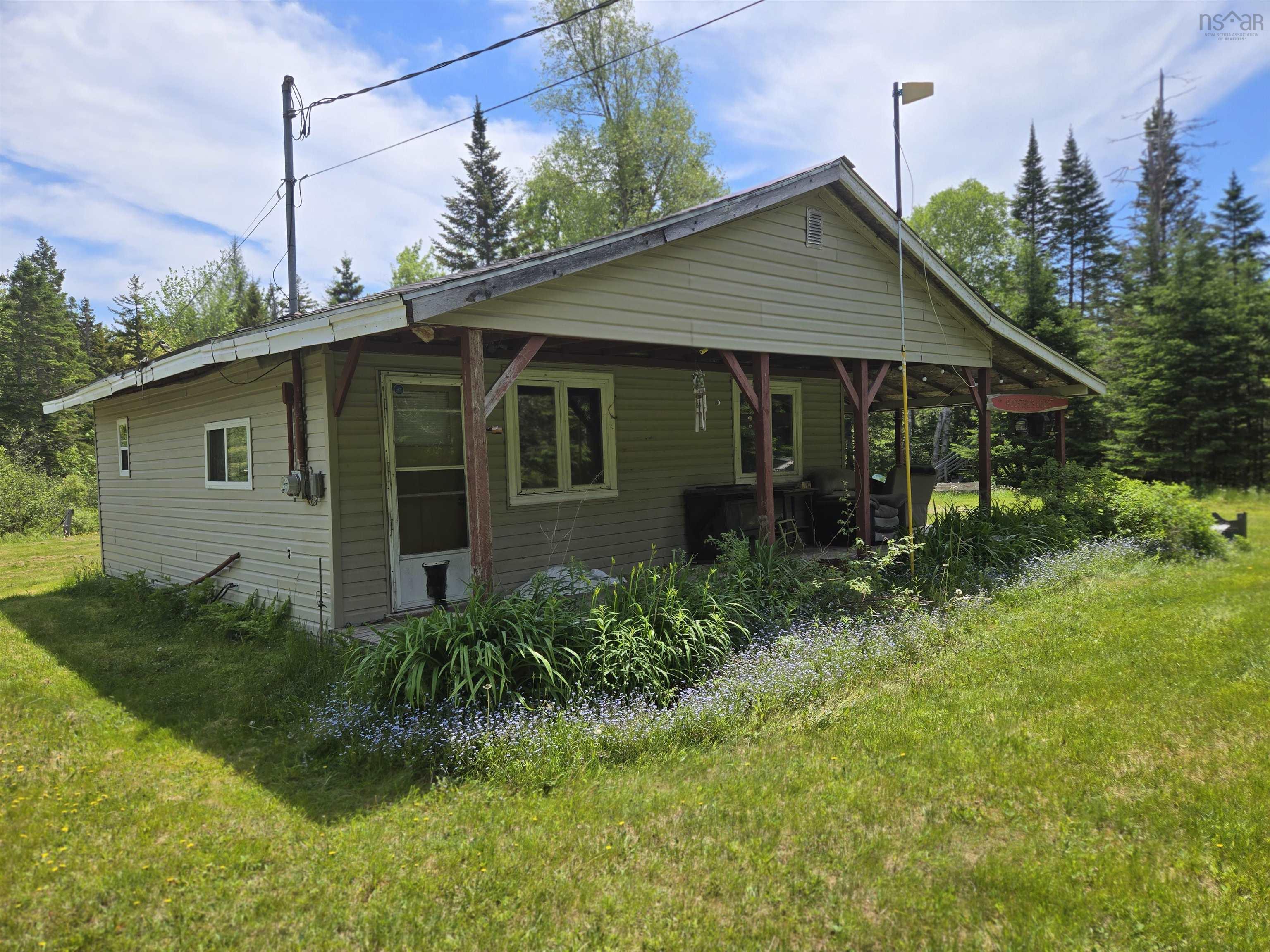 $74,500.00: 214 NEW BRITTAIN Road, Five Islands