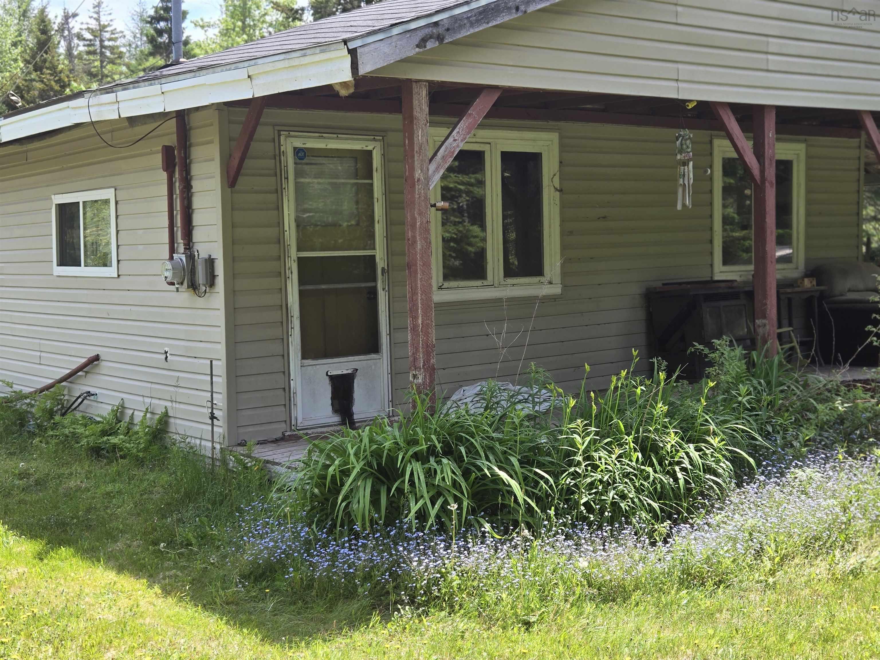 $74,500.00: 214 NEW BRITTAIN Road, Five Islands