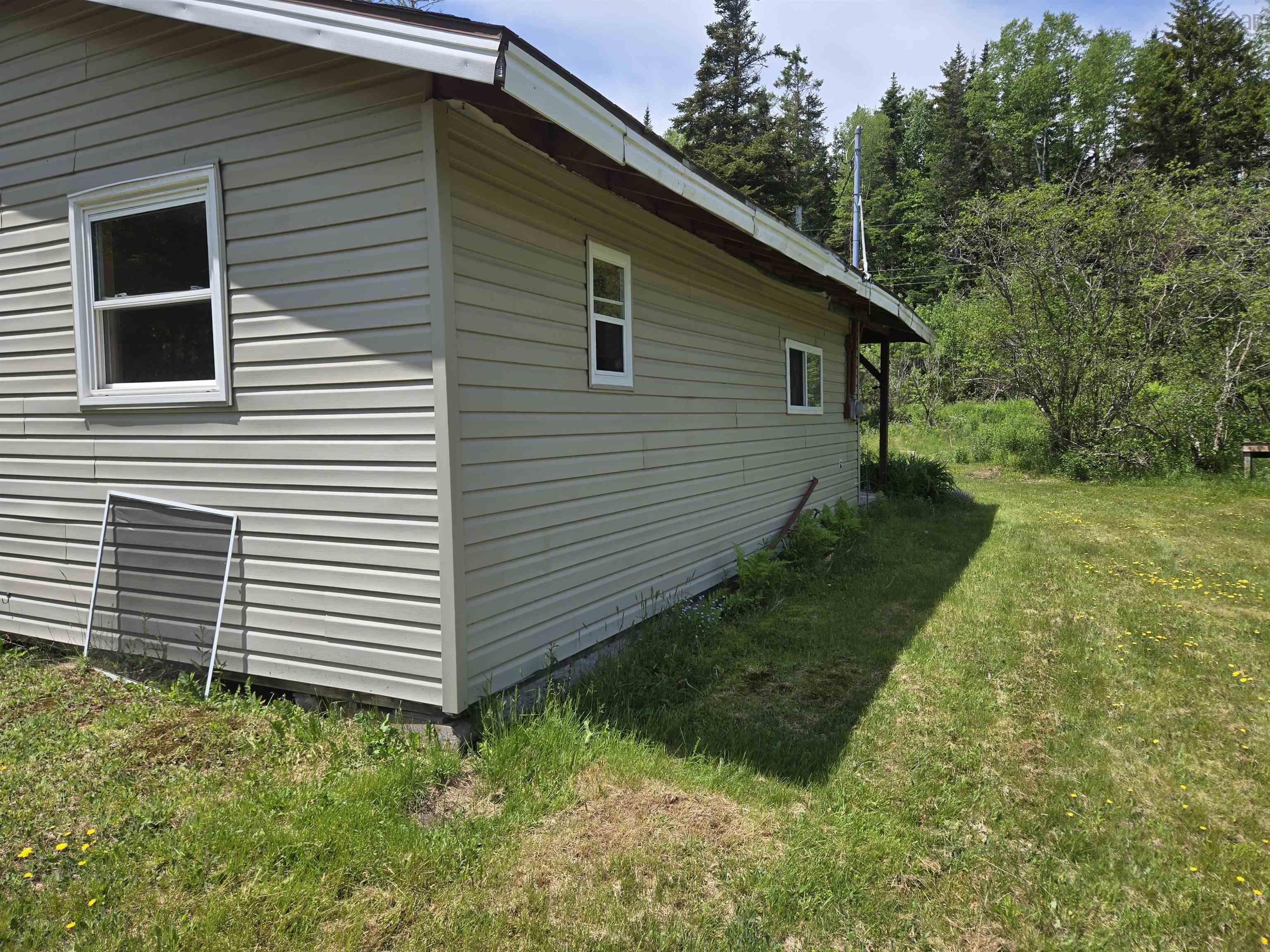$74,500.00: 214 NEW BRITTAIN Road, Five Islands