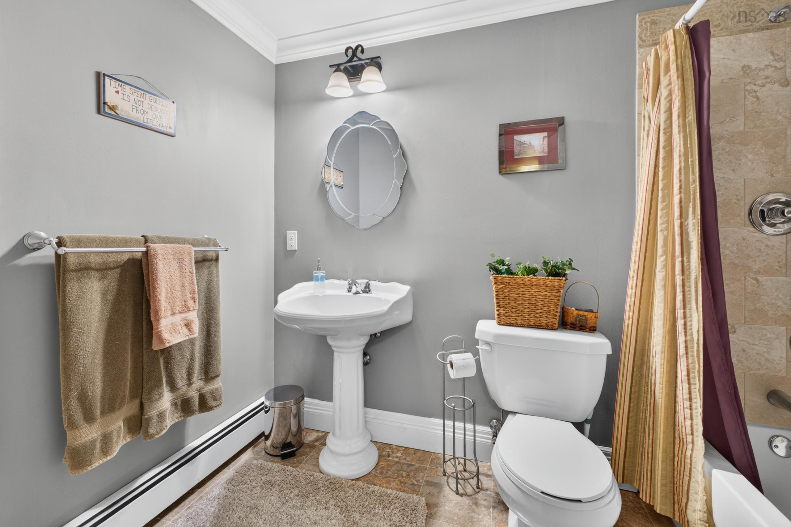 $795,000.00: 195 LEXINGTON Drive, Valley