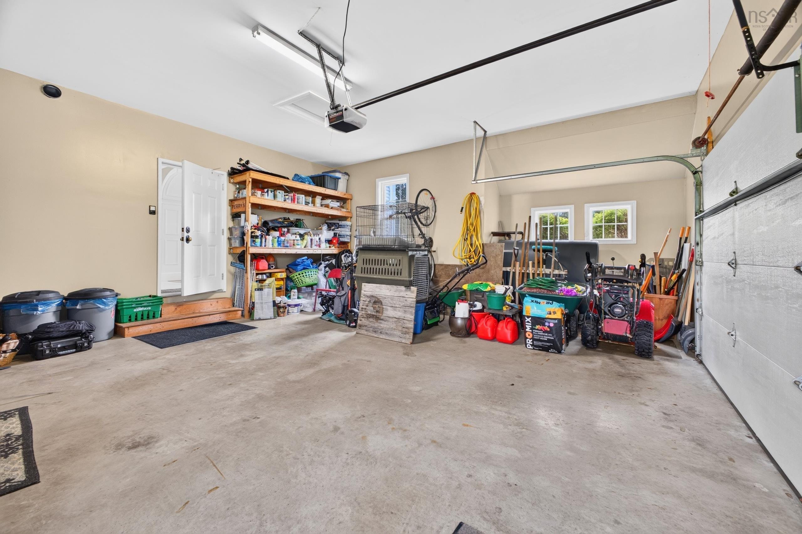 $795,000.00: 195 LEXINGTON Drive, Valley