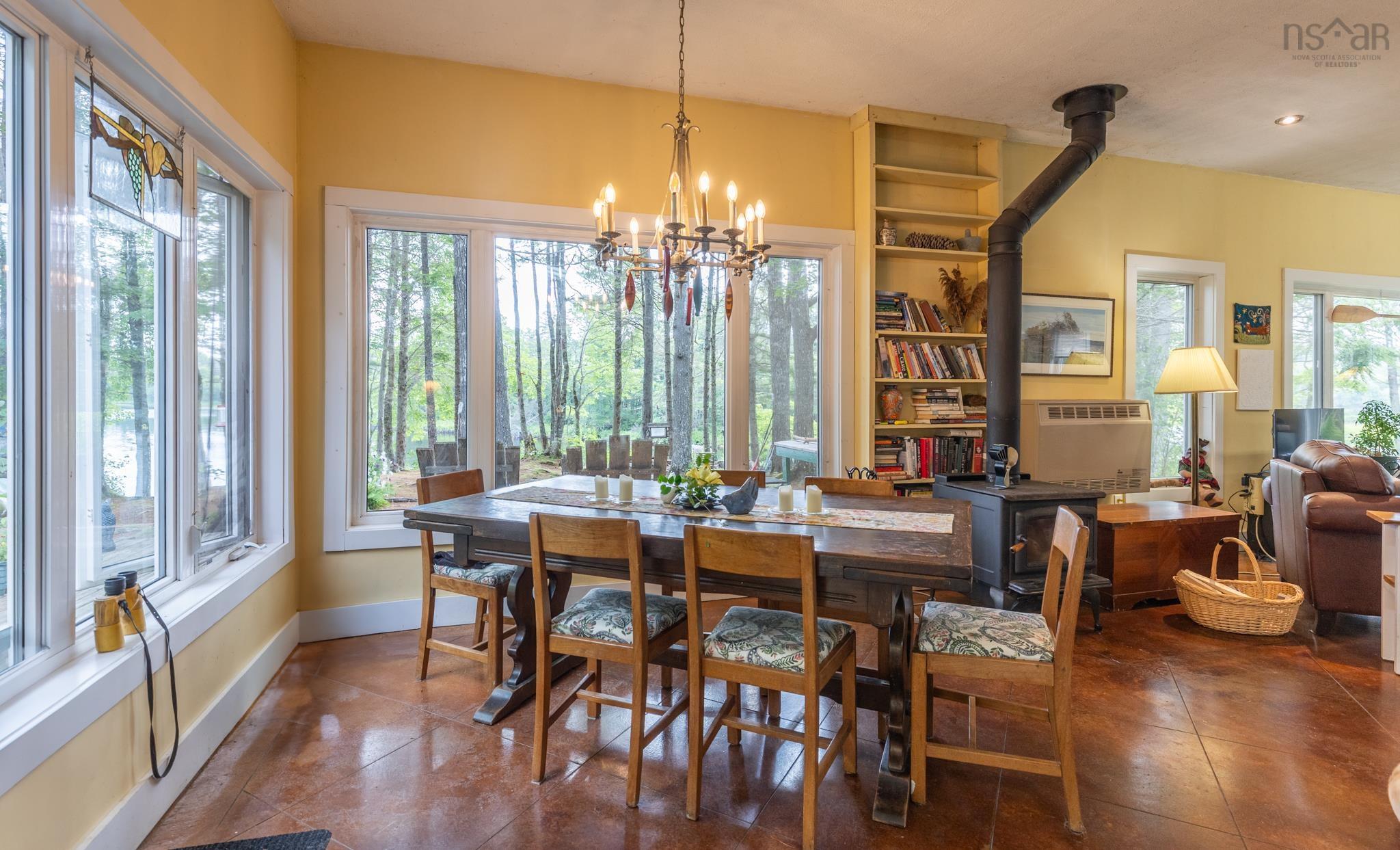 $599,900.00: 1542 Canaan Road, Canaan