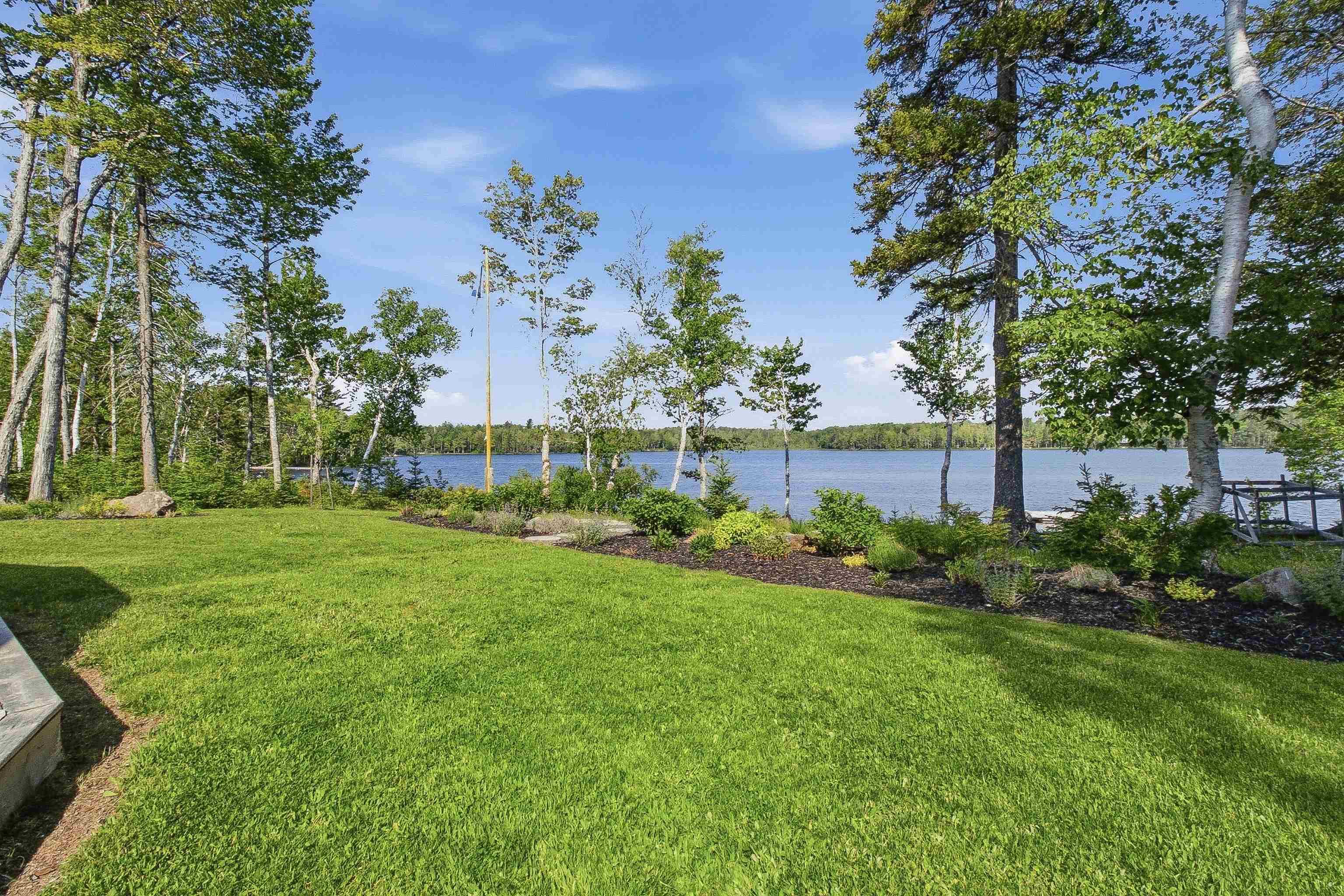 $924,900.00: 53 Leonard Drive, Mattatall Lake
