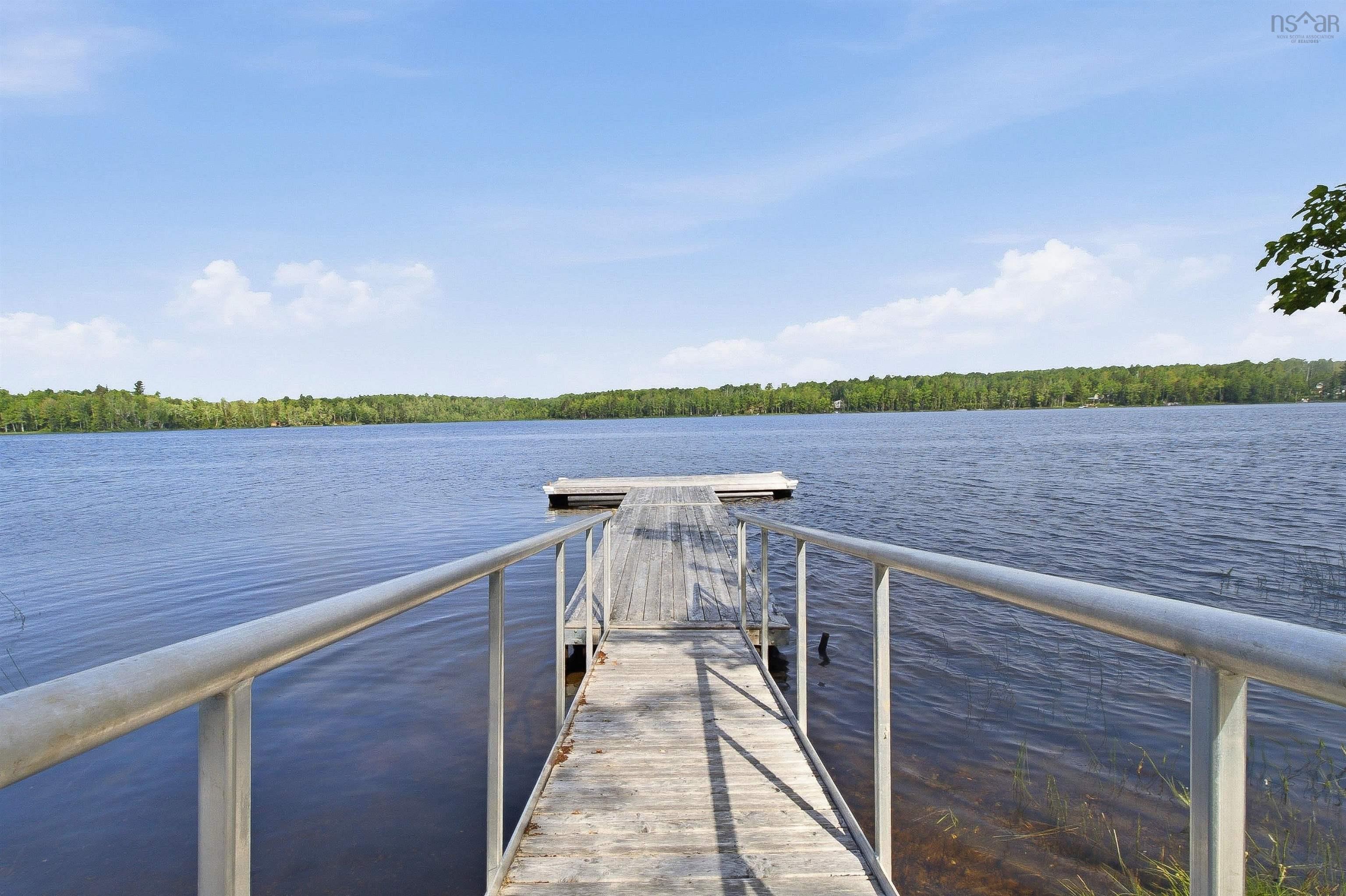 $924,900.00: 53 Leonard Drive, Mattatall Lake