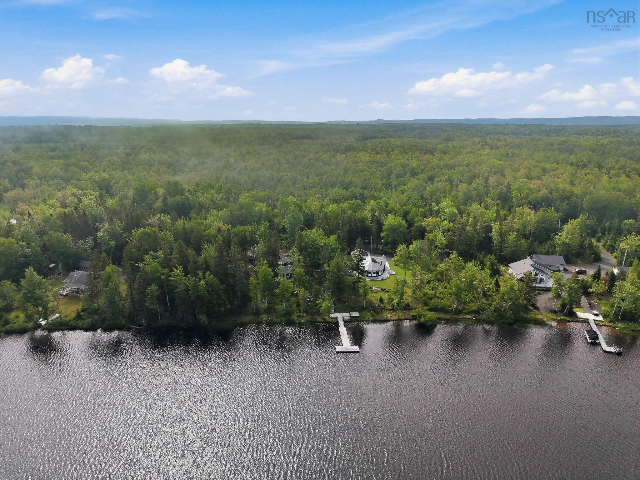 $924,900.00: 53 Leonard Drive, Mattatall Lake