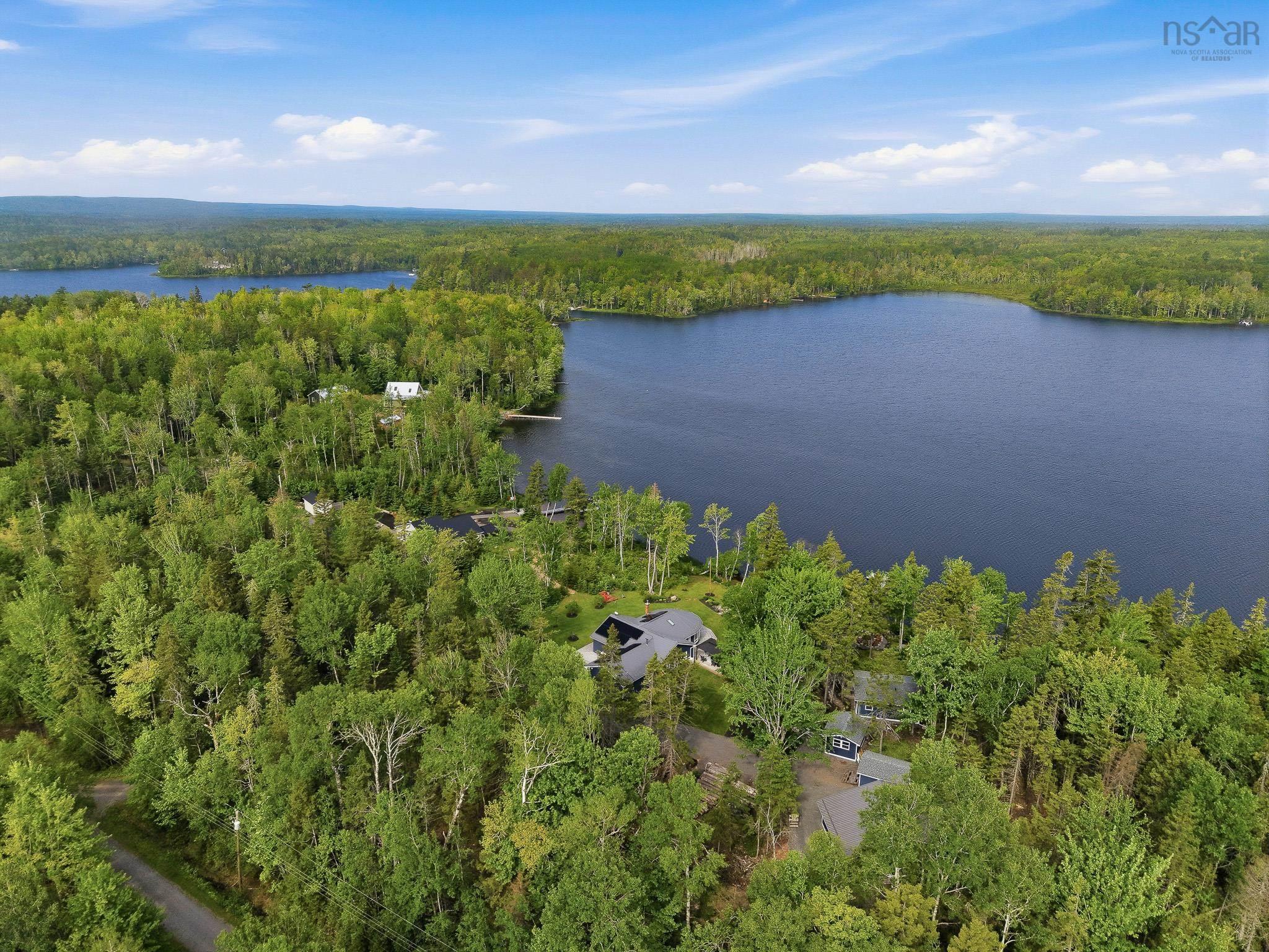 $924,900.00: 53 Leonard Drive, Mattatall Lake