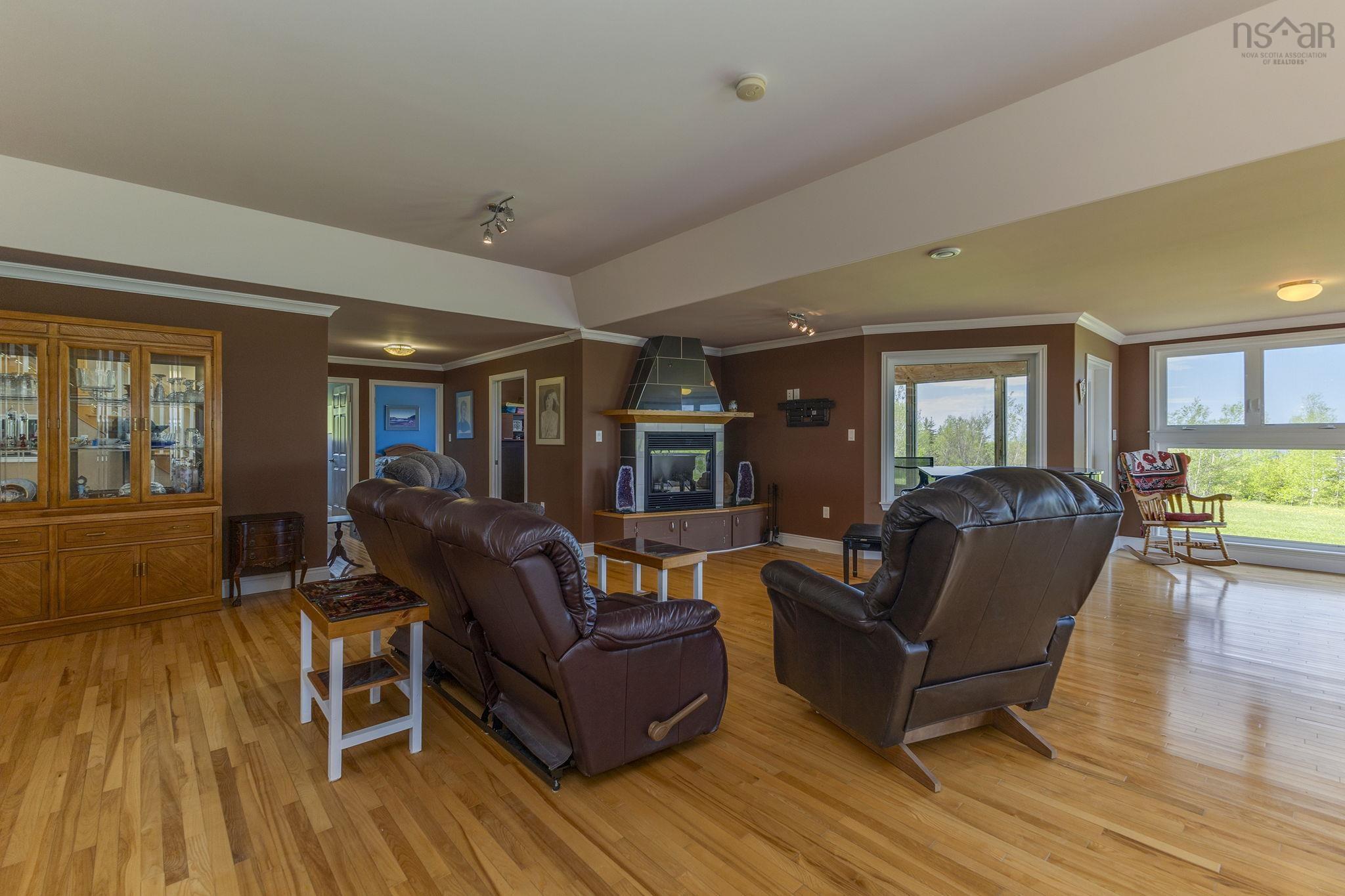 $925,000.00: 335 Smith Road, Malagash
