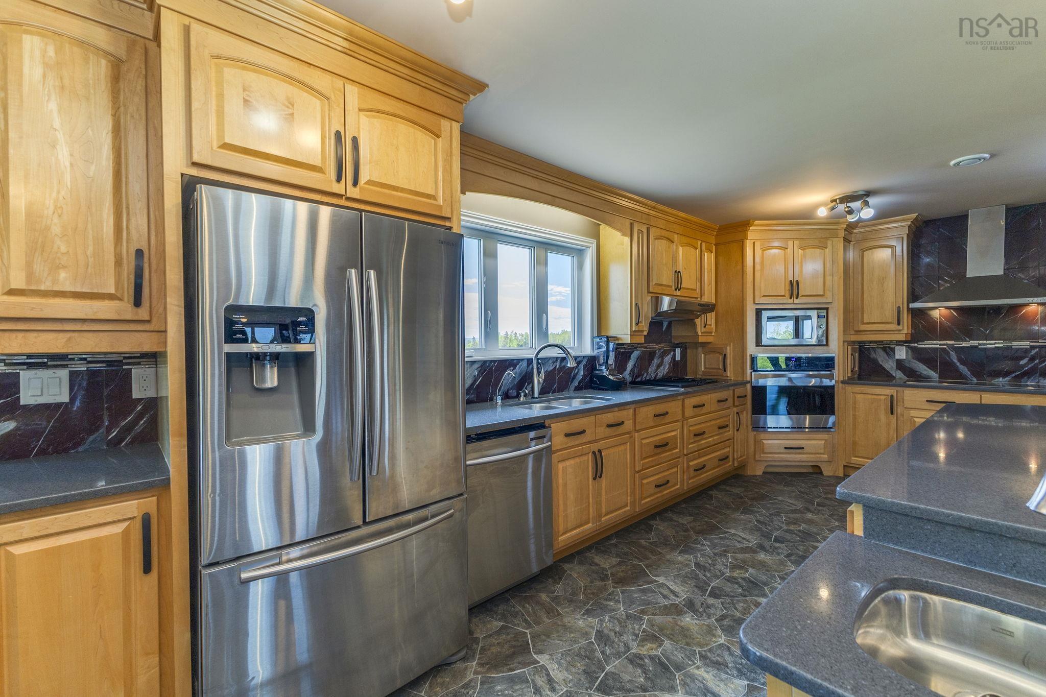 $925,000.00: 335 Smith Road, Malagash