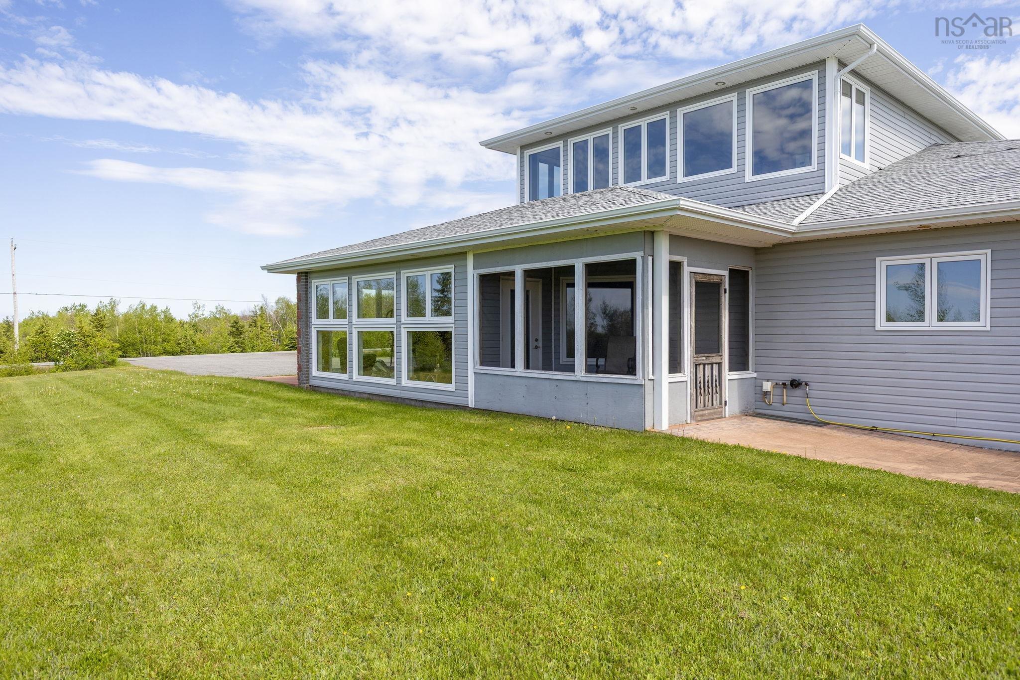 $925,000.00: 335 Smith Road, Malagash