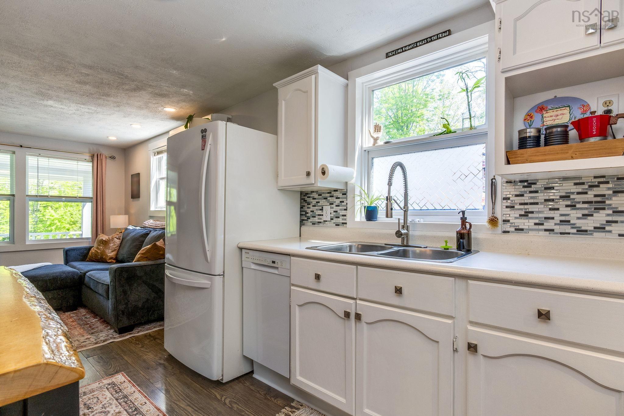 $499,900.00: 1758 Highway 277, Carrolls Corner
