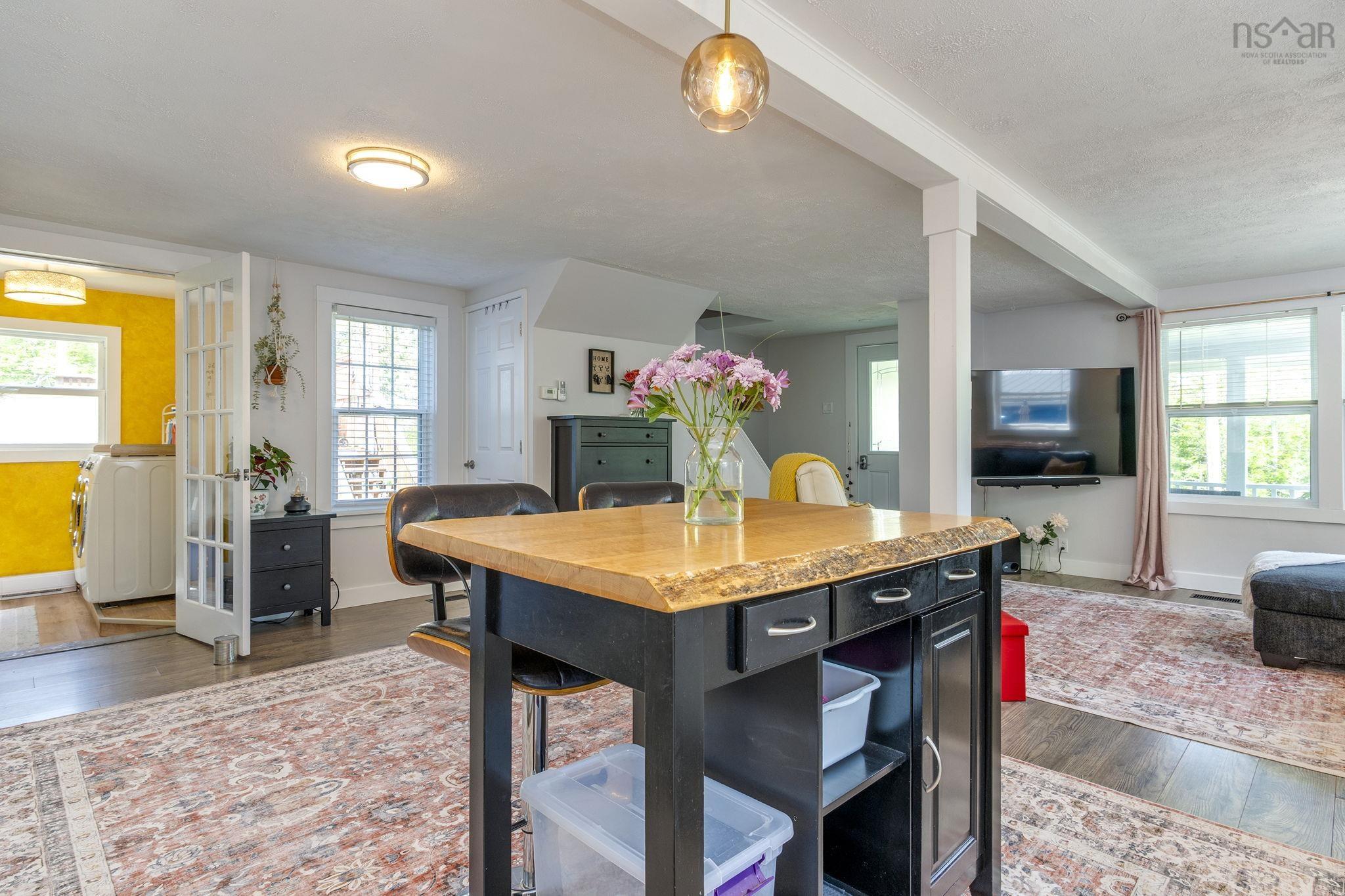 $499,900.00: 1758 Highway 277, Carrolls Corner